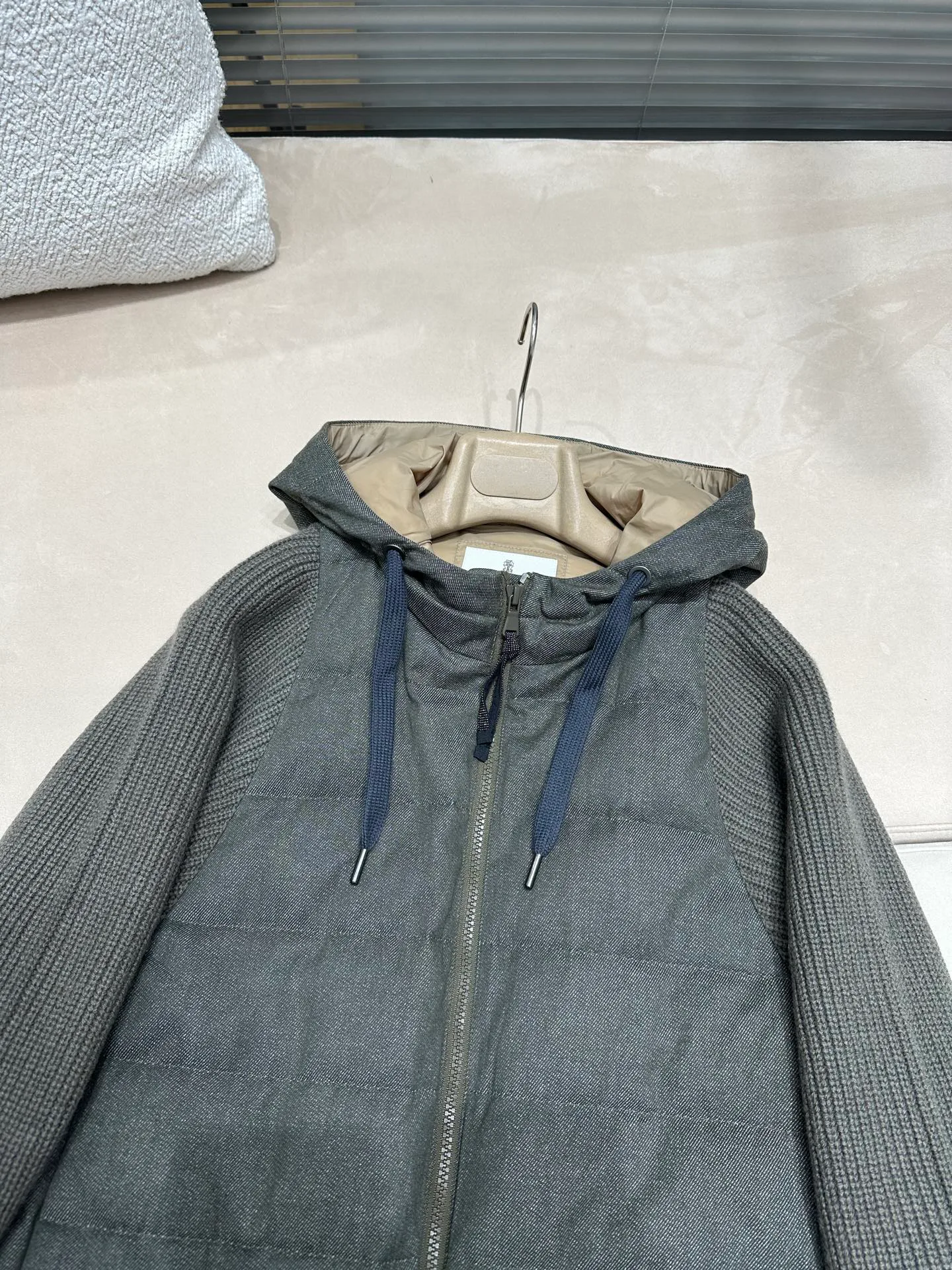 Куртки И Пуховики Женские Brunello Cucinelli 18237323