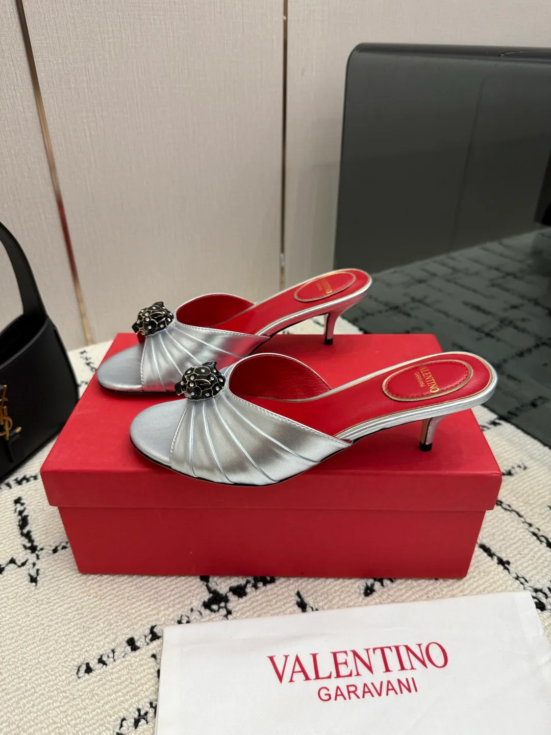 Босоножки Женские Valentino 18049038