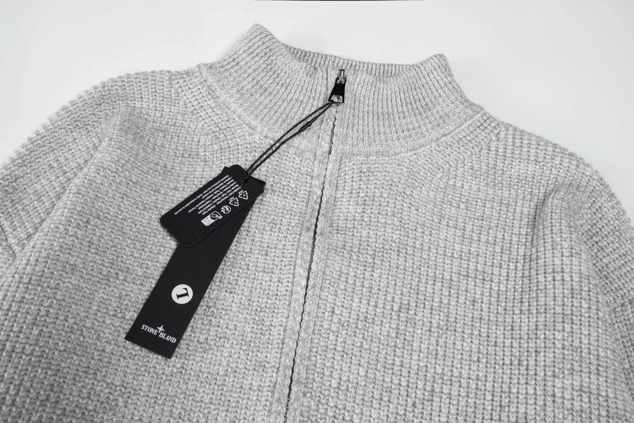 Джемперы И Свитеры Мужские Stone Island 18215620
