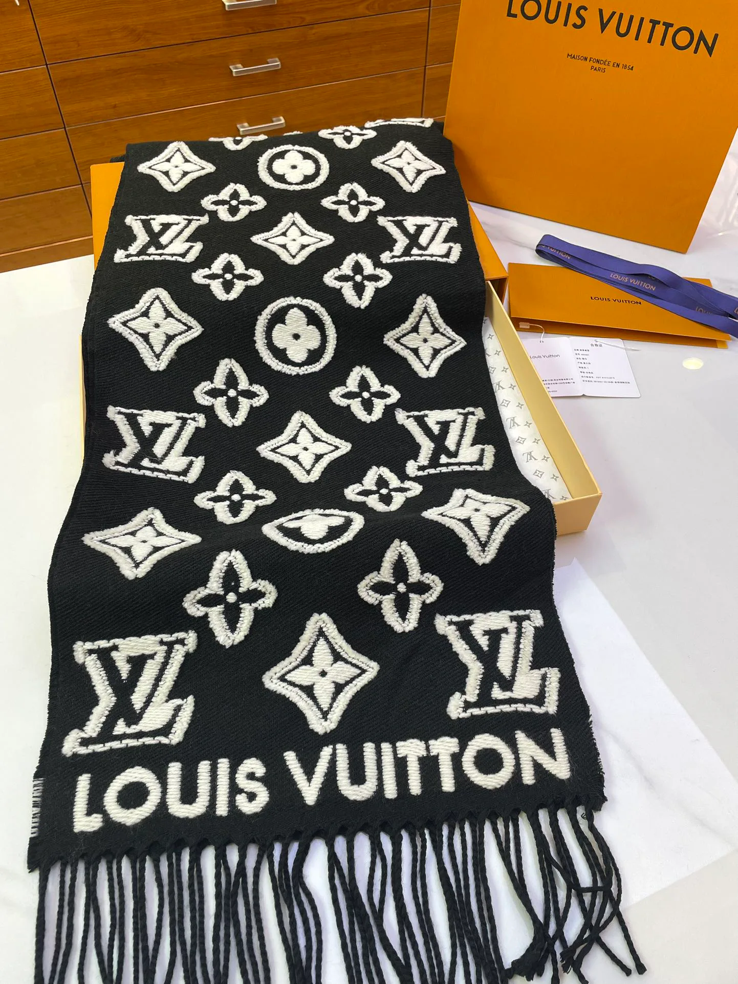 Шарфы Louis Vuitton 76735