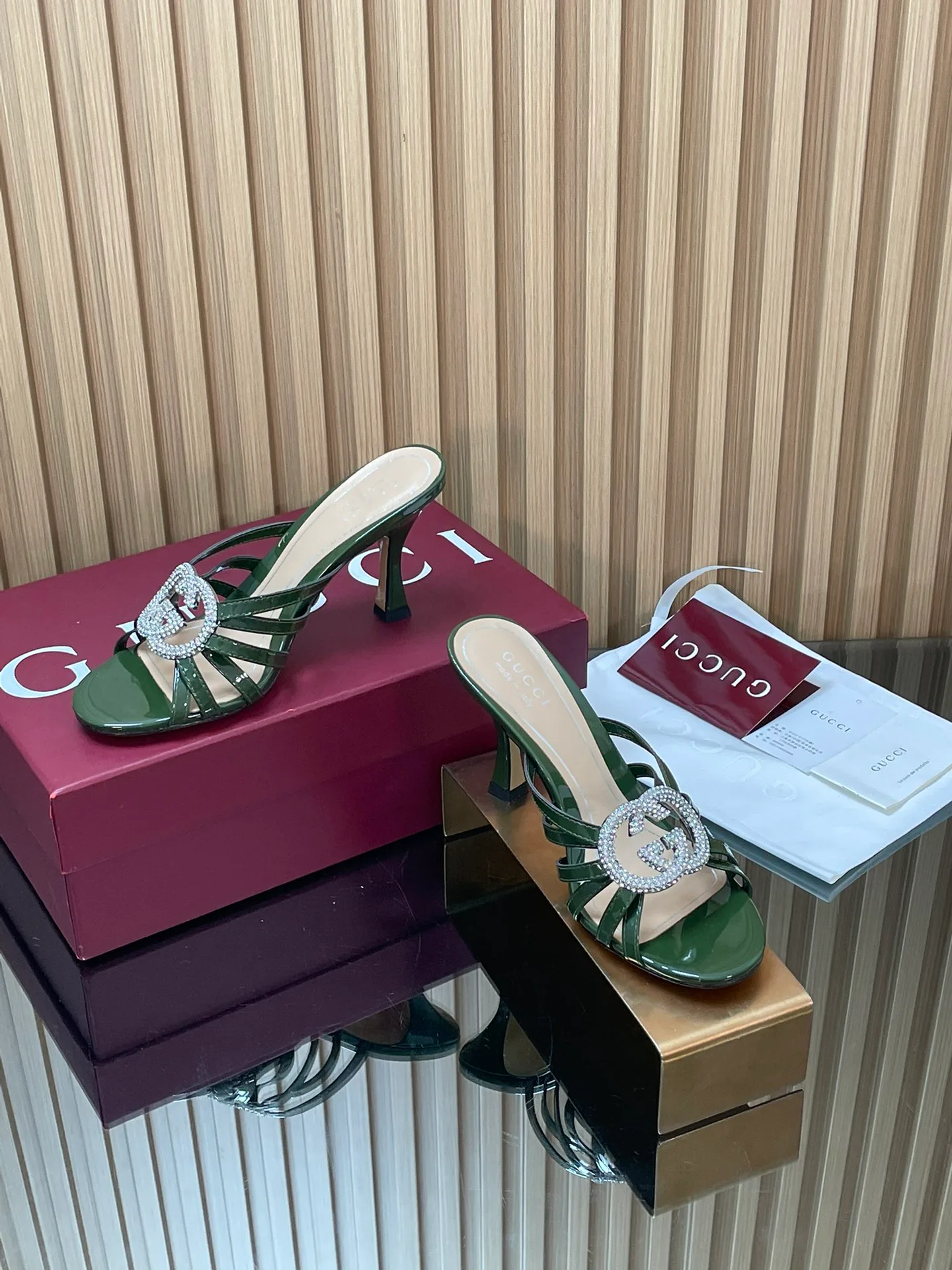 Босоножки Женские Gucci 399104