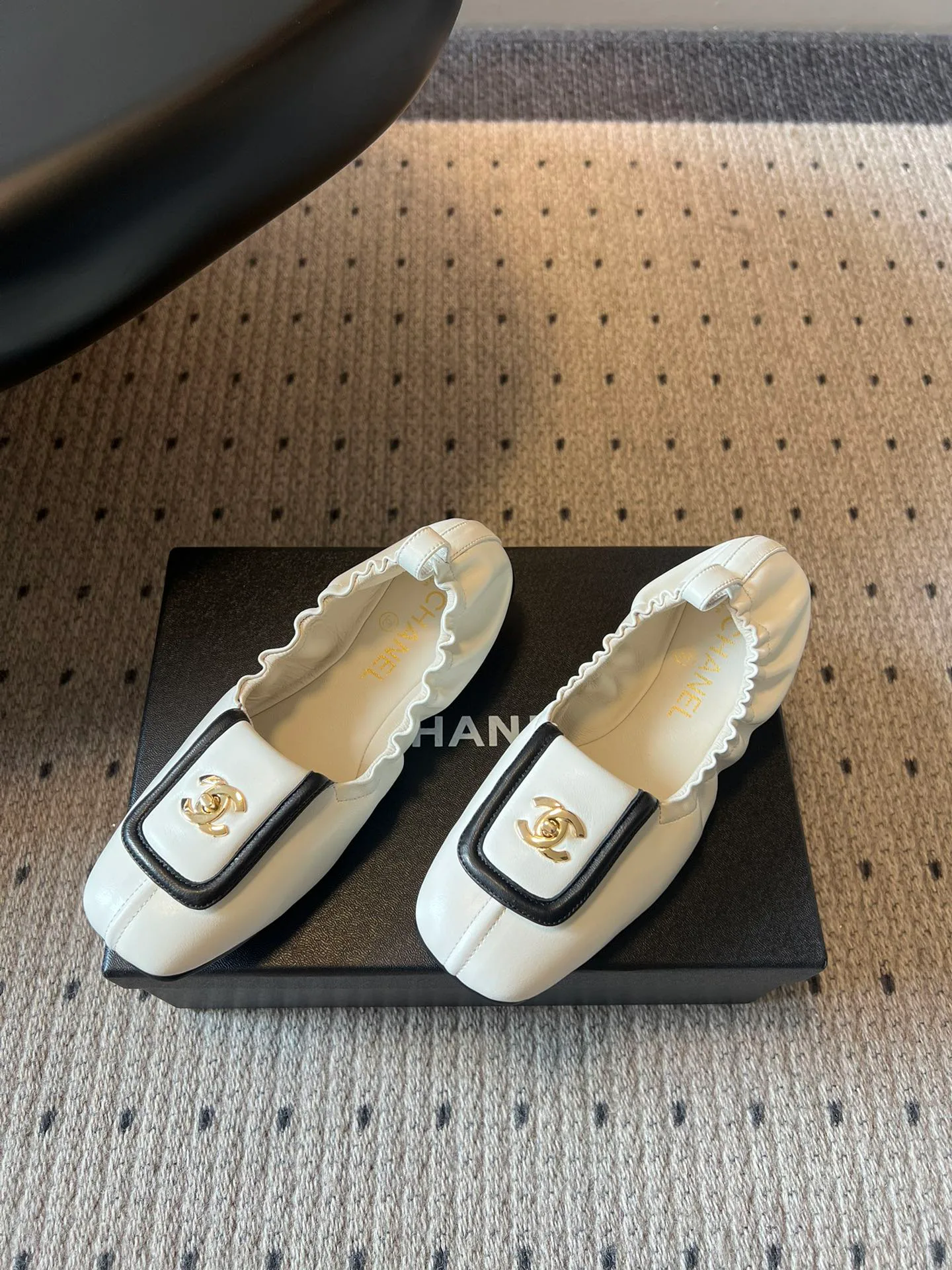 Туфли Женские Chanel 13368303