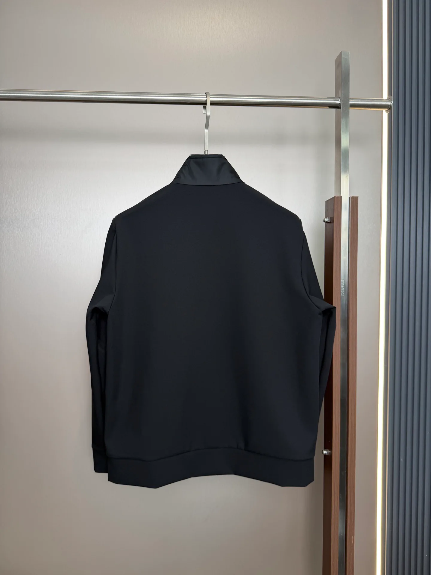 Куртки И Пуховики Мужские Prada 17915402