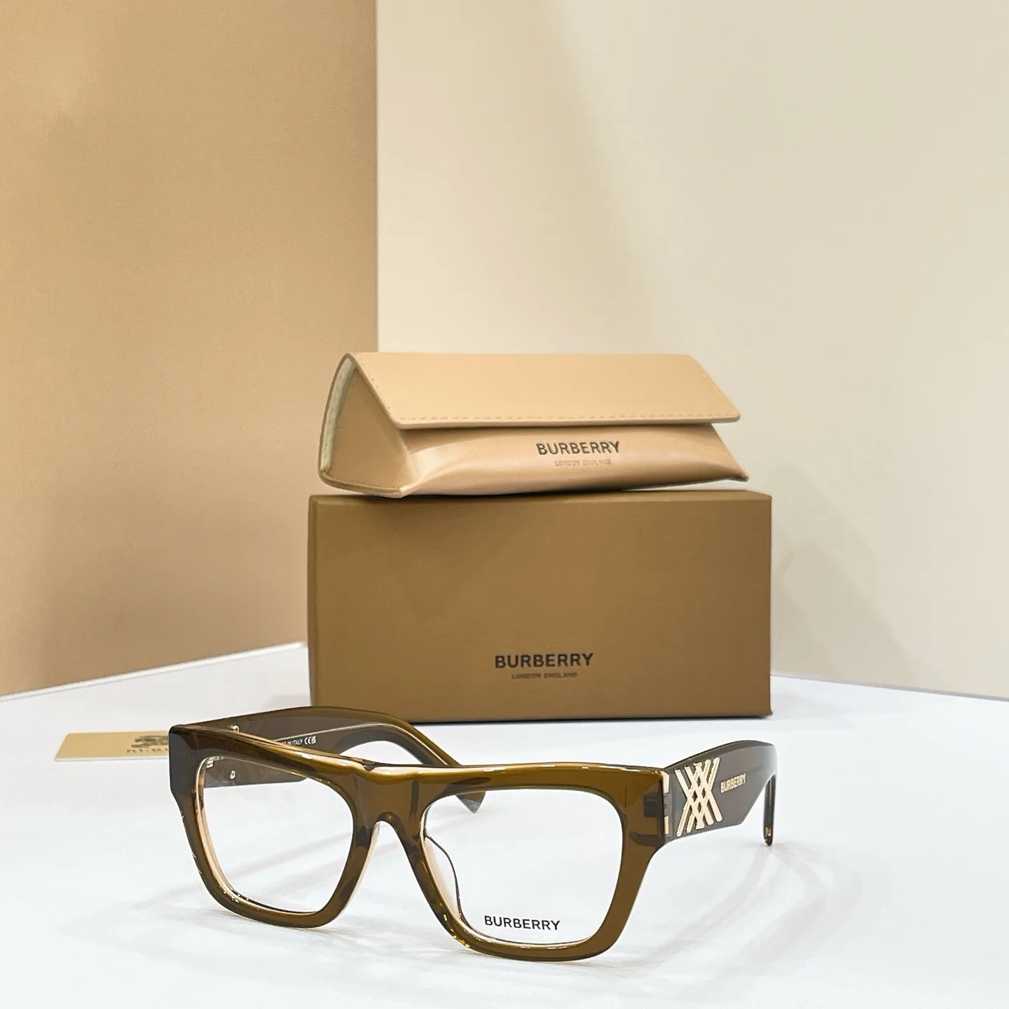 Очки Burberry 16949065