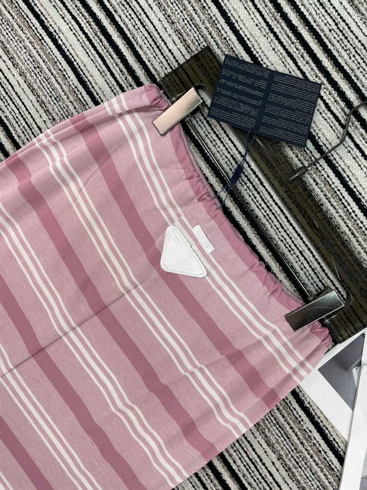Юбки Женские Prada 11646412