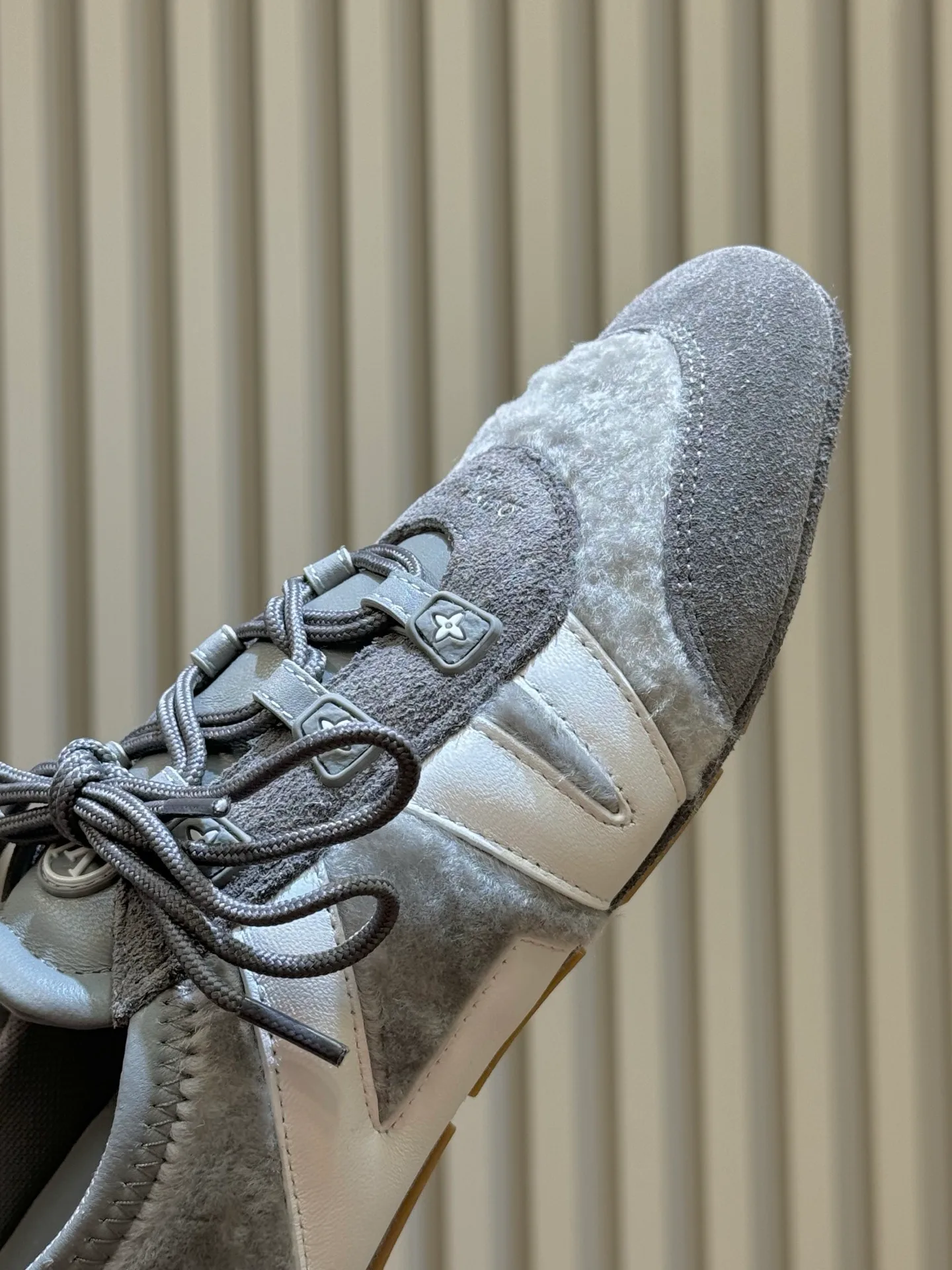 Кроссовки Женские Louis Vuitton 870531