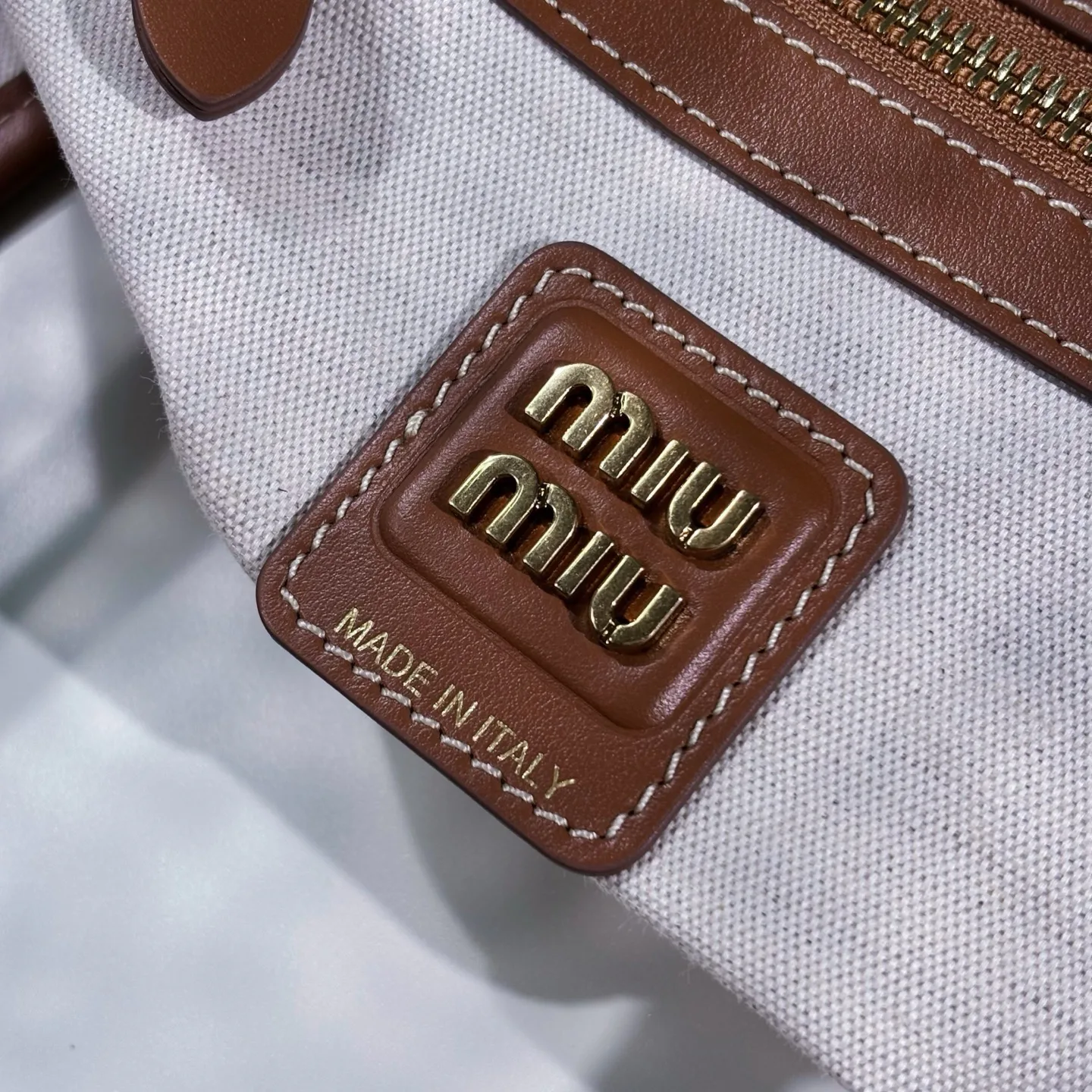 Классические Сумки Женские Miu Miu 10105229