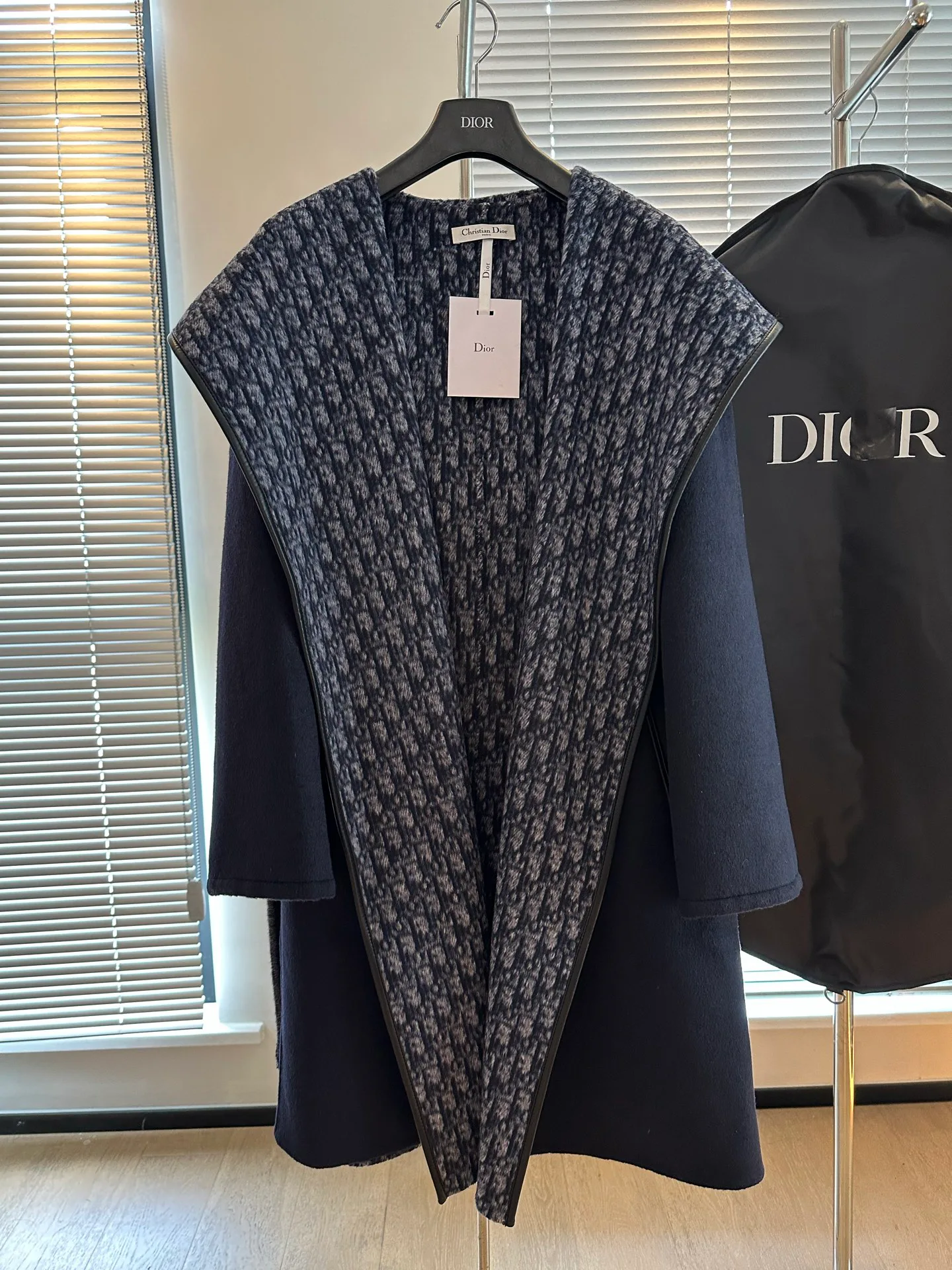 Пальто Женские Christian Dior 19189547