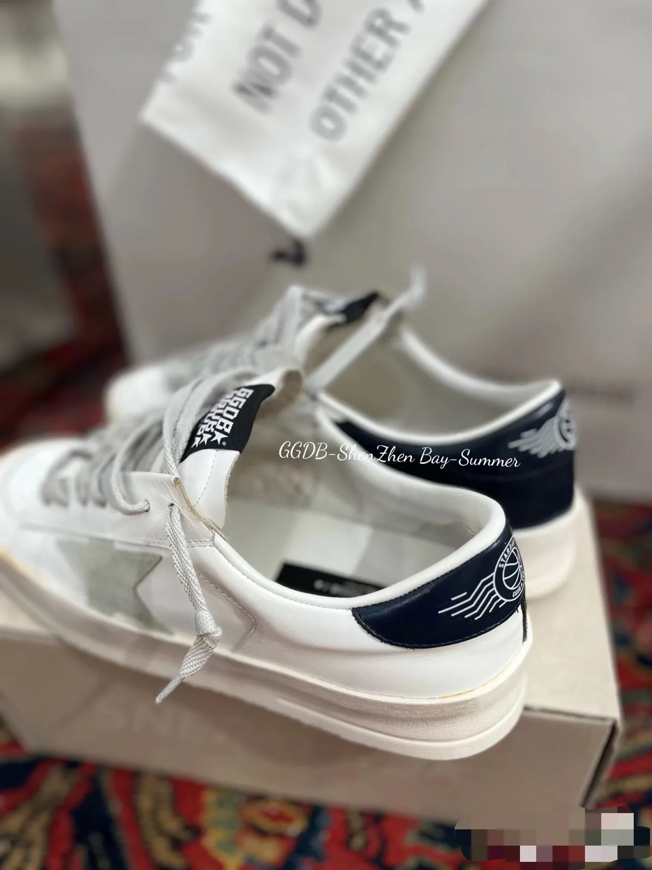 Кроссовки Женские Golden Goose 19671164