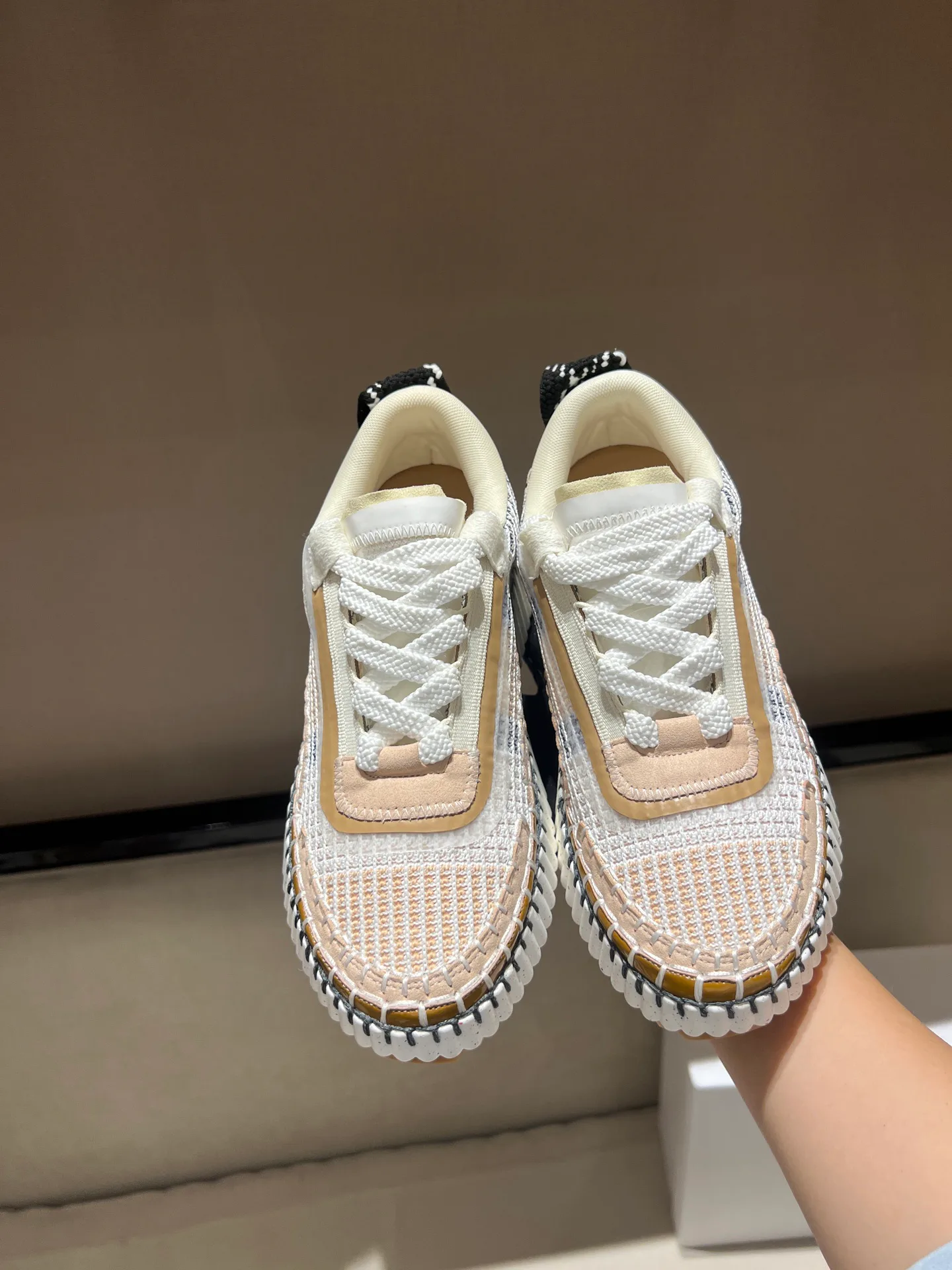 Кроссовки Женские Chloe 18020526