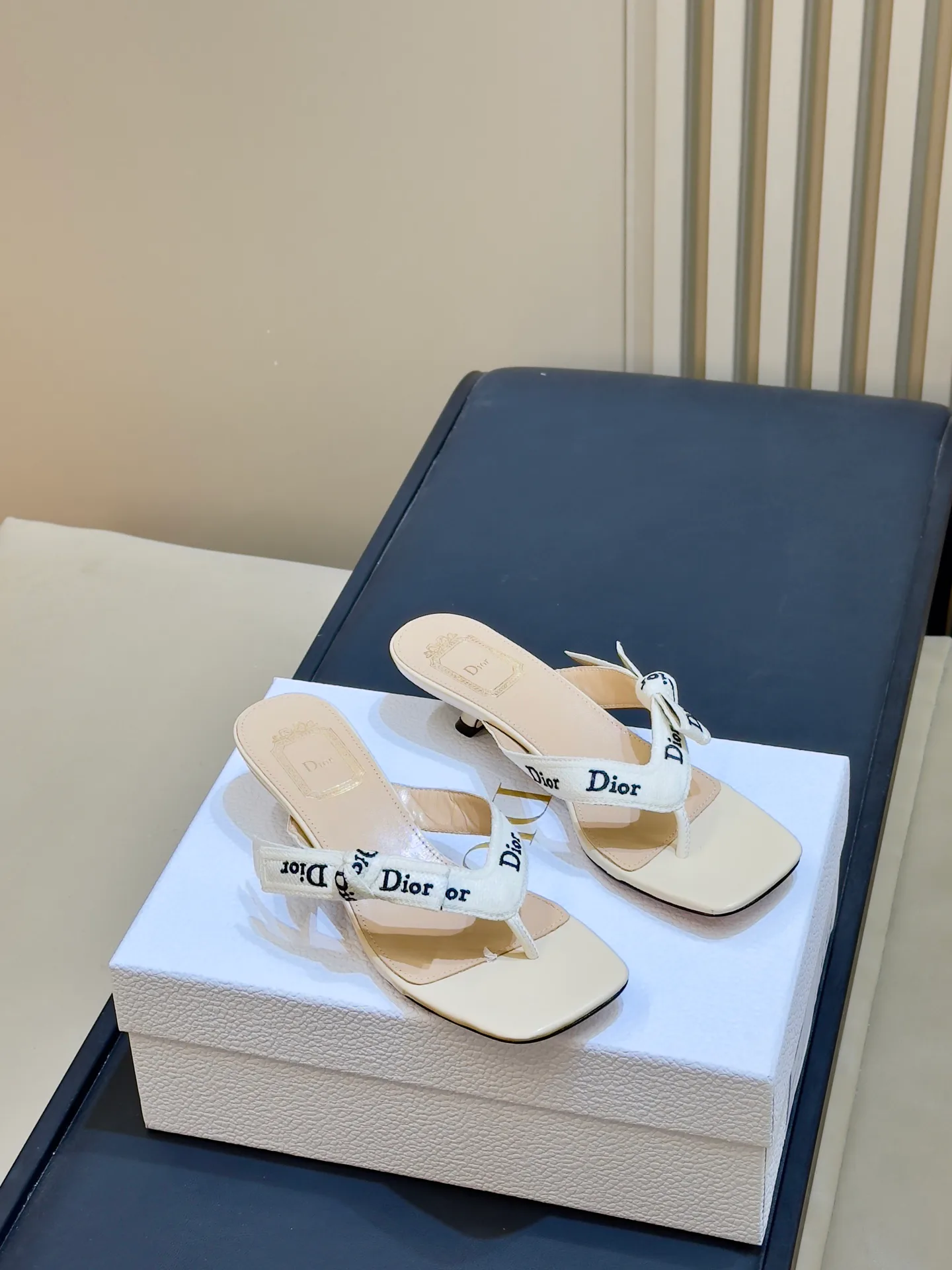 Босоножки Женские Christian Dior 18073530