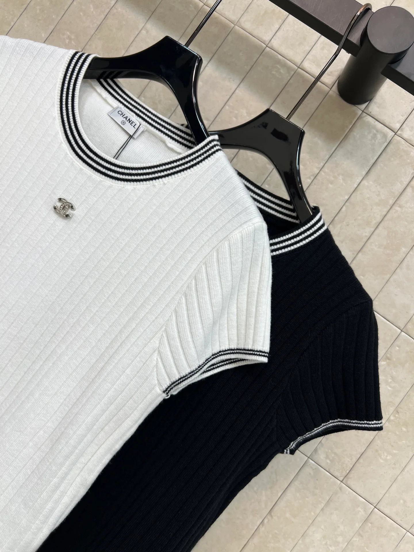 Футболки Женские Chanel 17737714