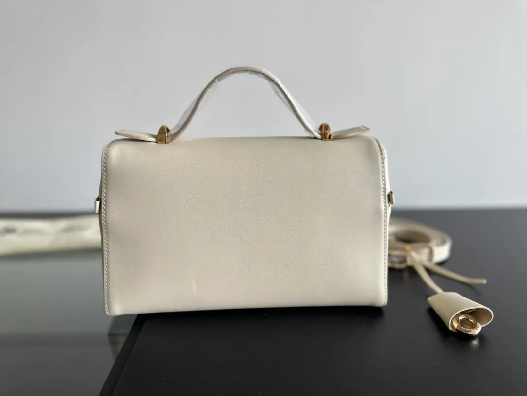 Классические Сумки Женские Loro Piana 11225321