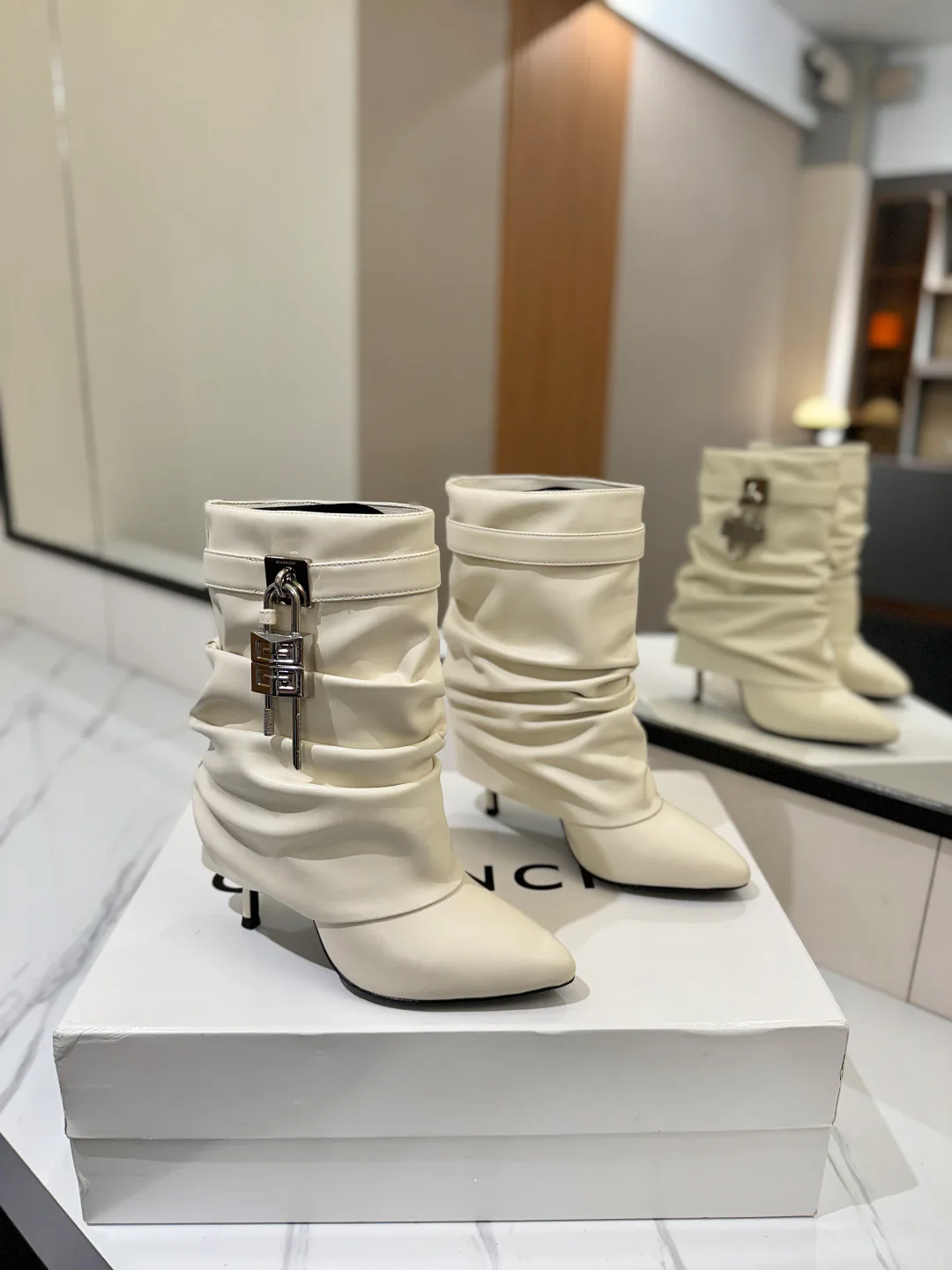 Ботильоны Женские Givenchy 401172