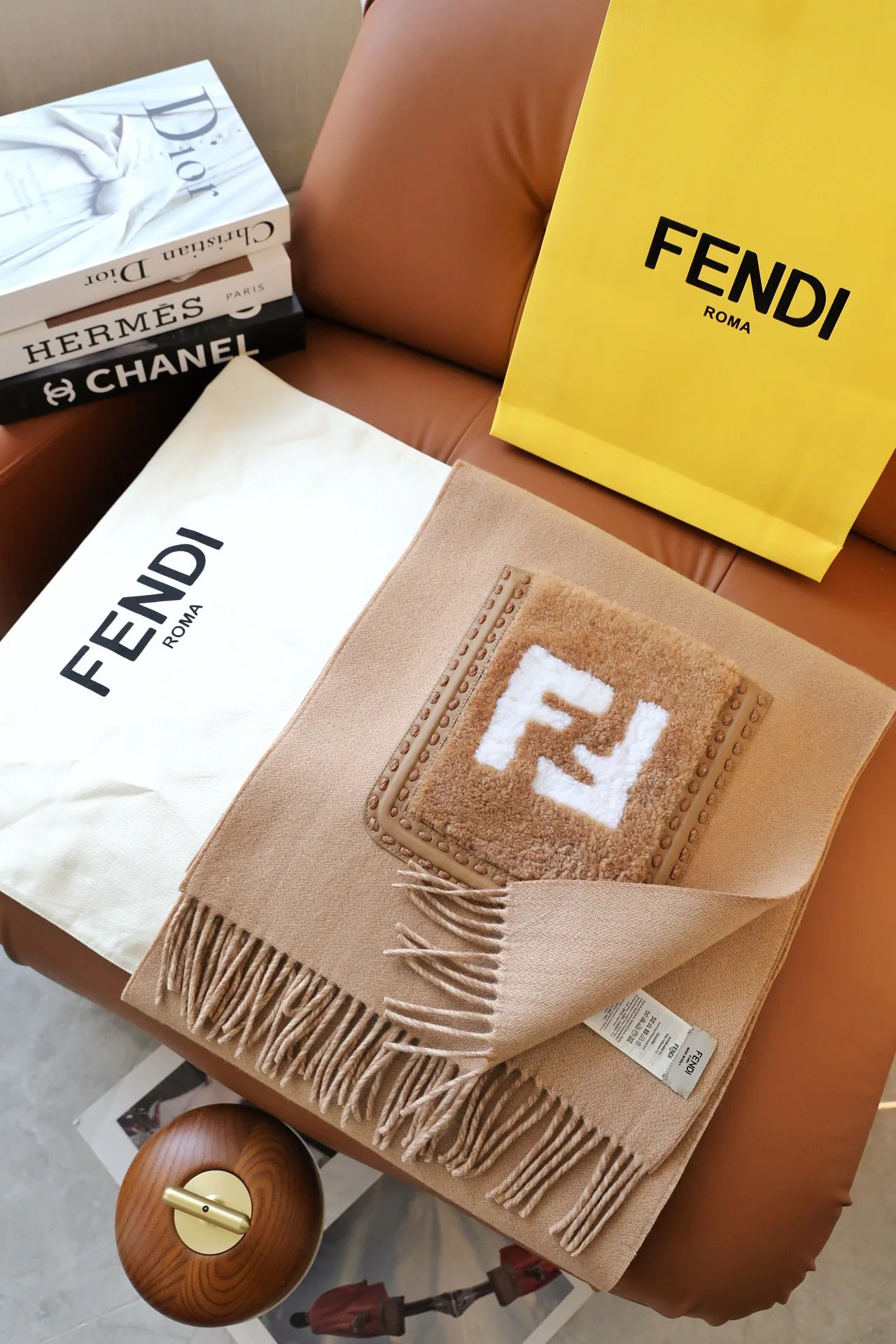 Шарфы Fendi 473238