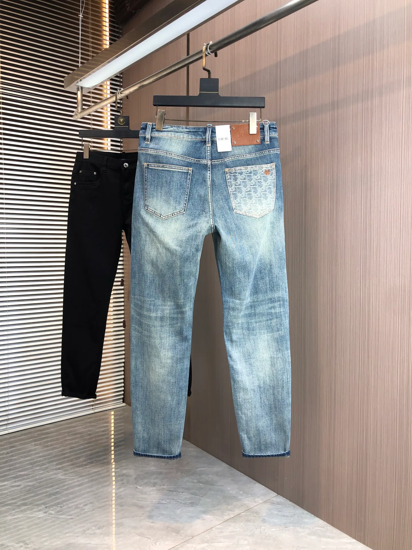 Джинсы Женские Christian Dior 10186844
