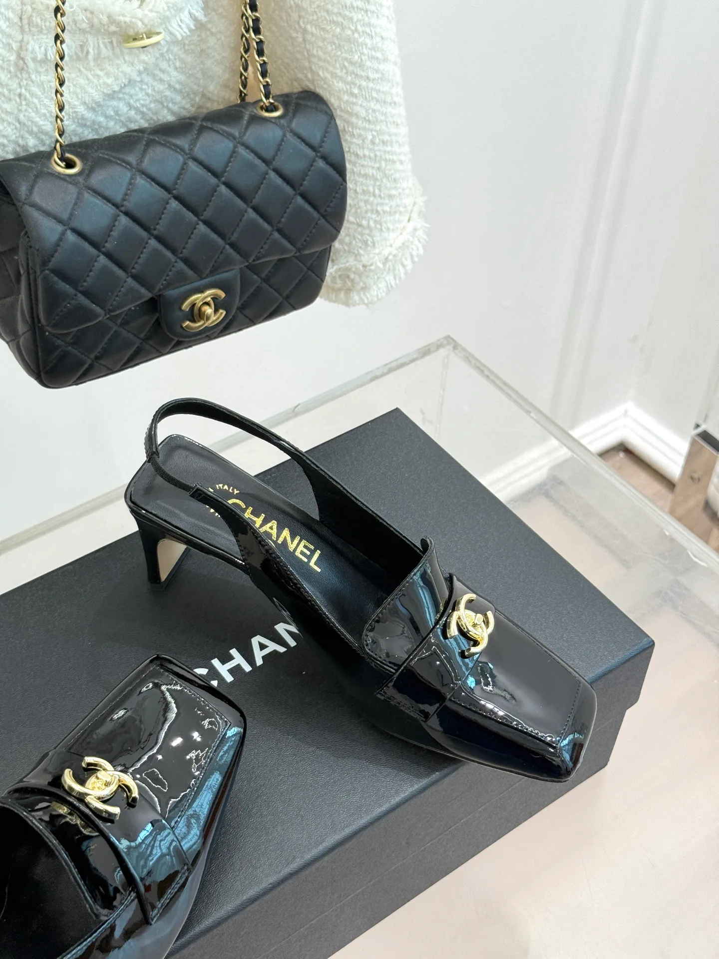 Босоножки Женские Chanel 17699632