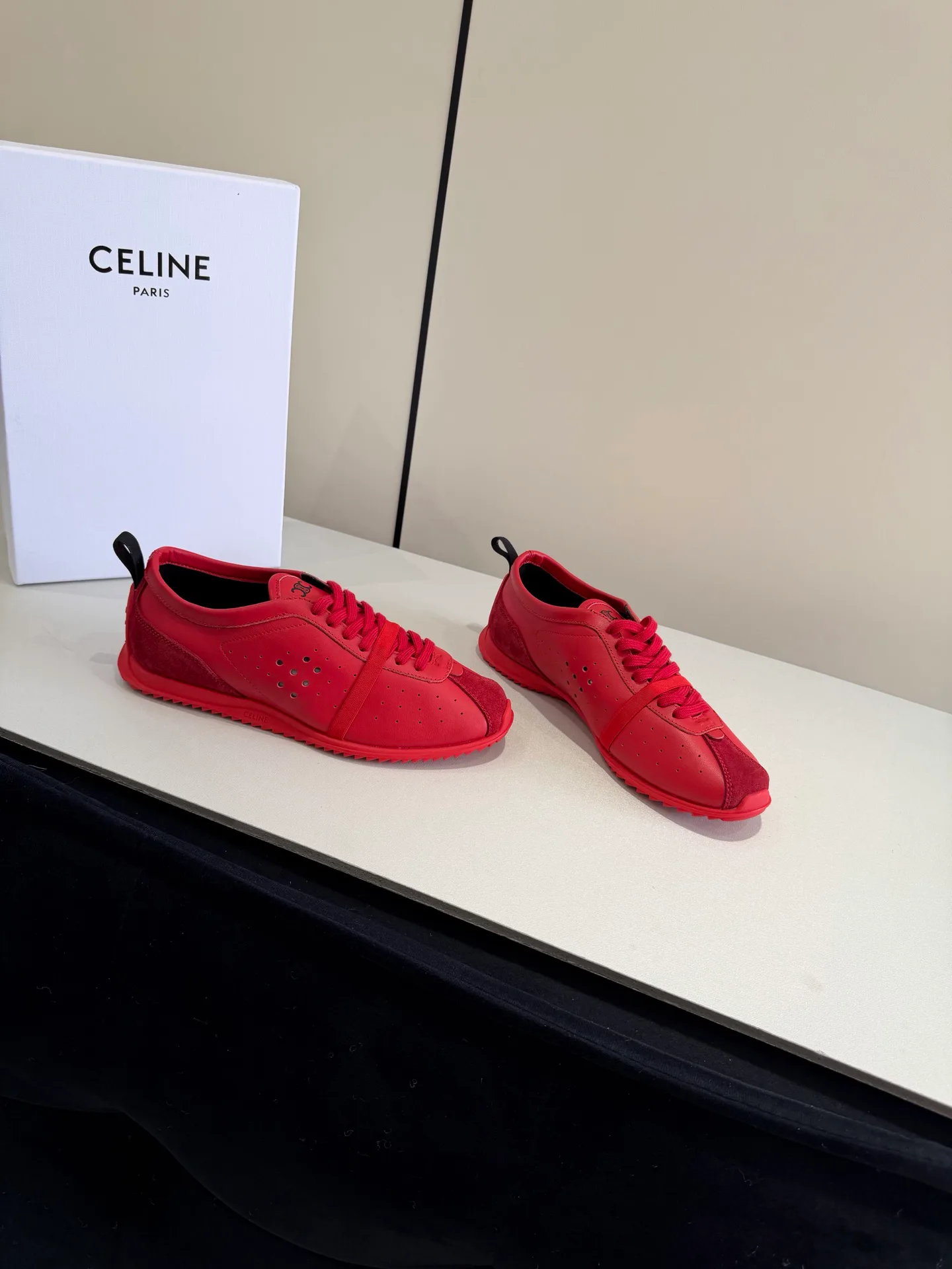 Кроссовки Женские Celine 17977155