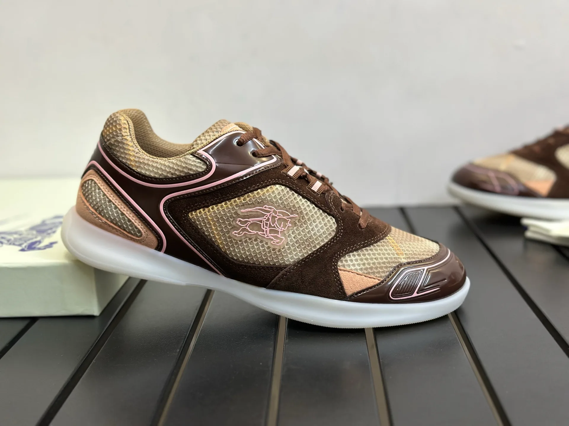 Кроссовки Мужские Burberry 17420352
