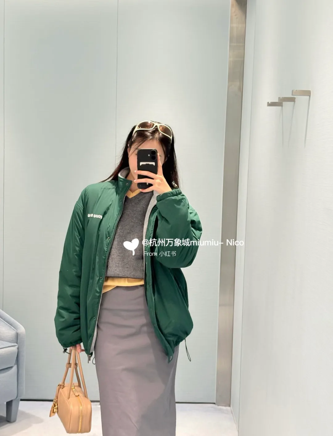 Куртки И Пуховики Женские Miu Miu 18465894