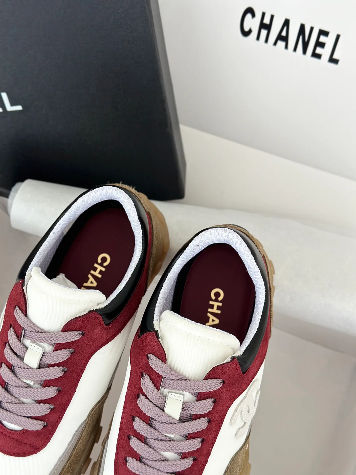 Кроссовки Женские Chanel 18764995