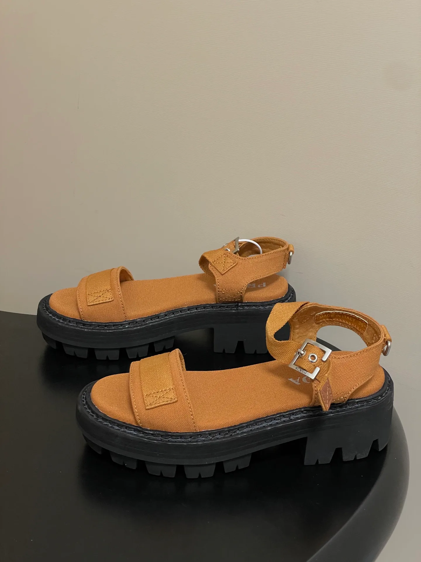 Босоножки Женские Prada 12810952