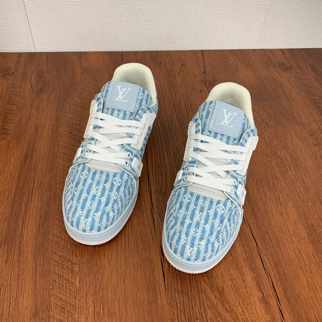Кроссовки Женские Louis Vuitton 9814264