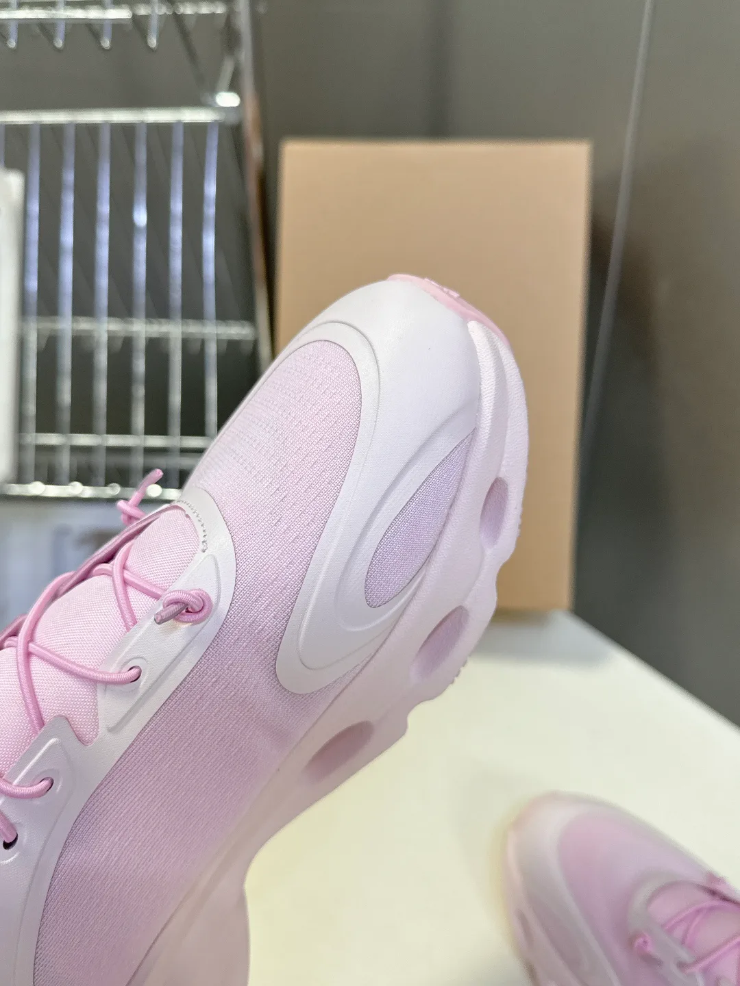 Кроссовки Женские Loewe 147073