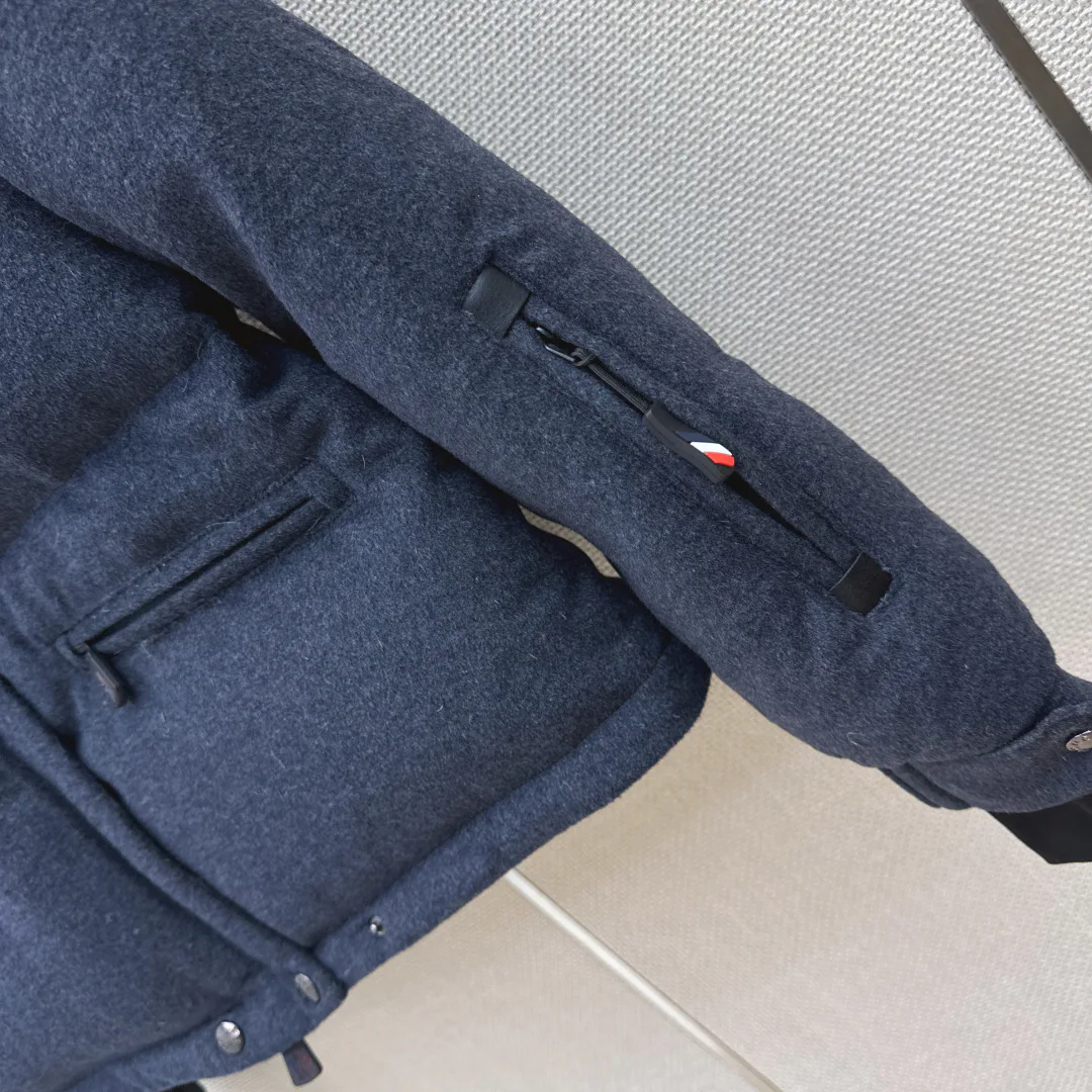 Куртки И Пуховики Женские Moncler 18858614