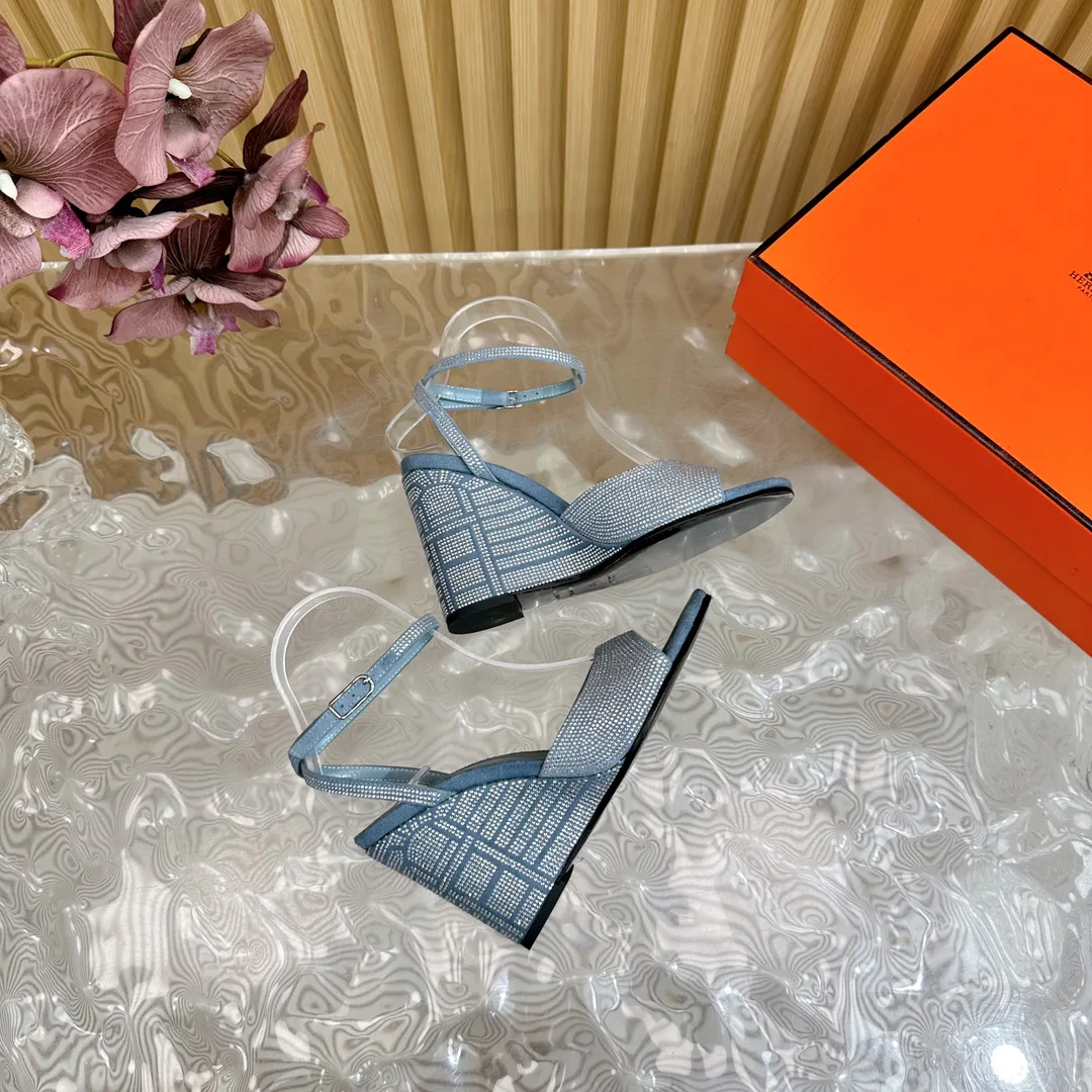 Босоножки Женские Hermes 17728264
