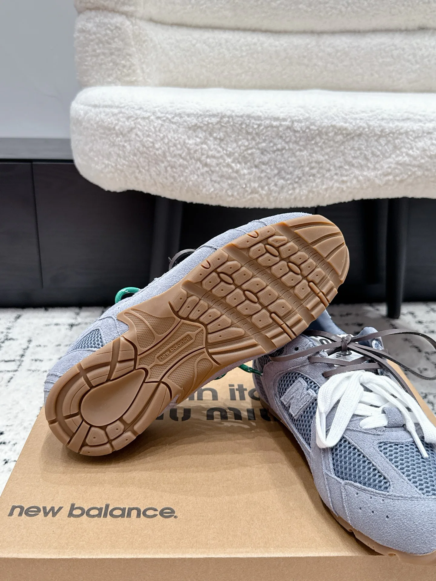 Кроссовки Женские Miu Miu 18409604