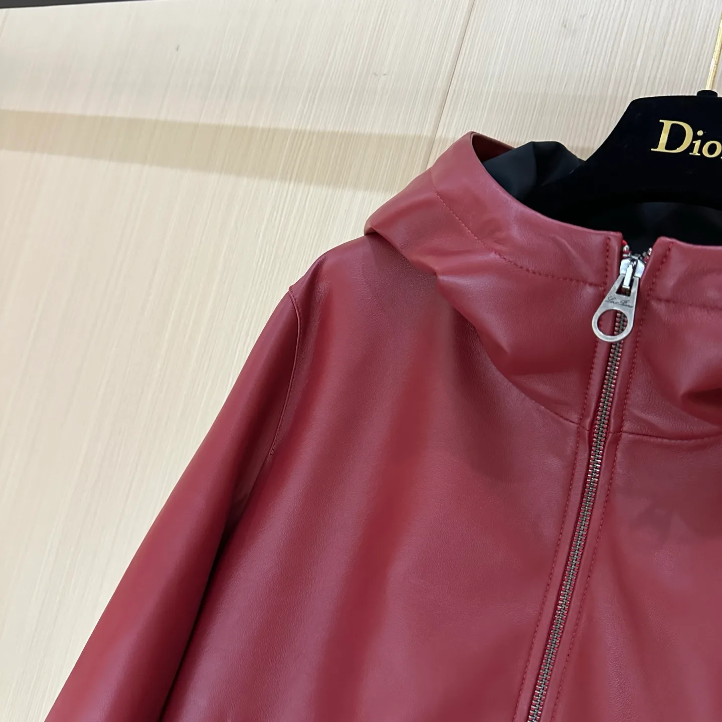 Кожаные Куртки И Дублёнки Женские Loro Piana 11511502
