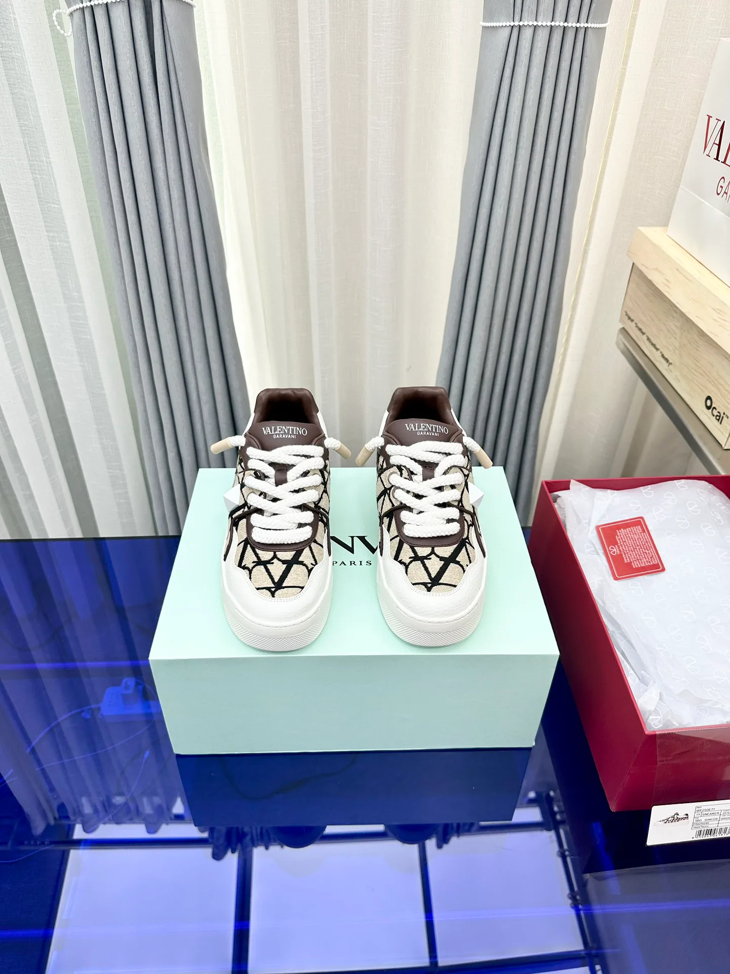 Кроссовки Женские Valentino 17948616