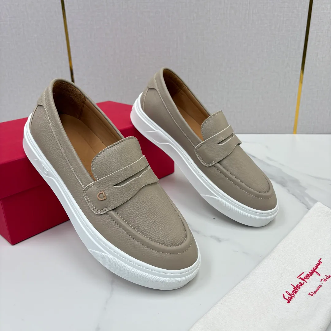 Лоферы И Мокасины Женские Salvatore Ferragamo 17936401