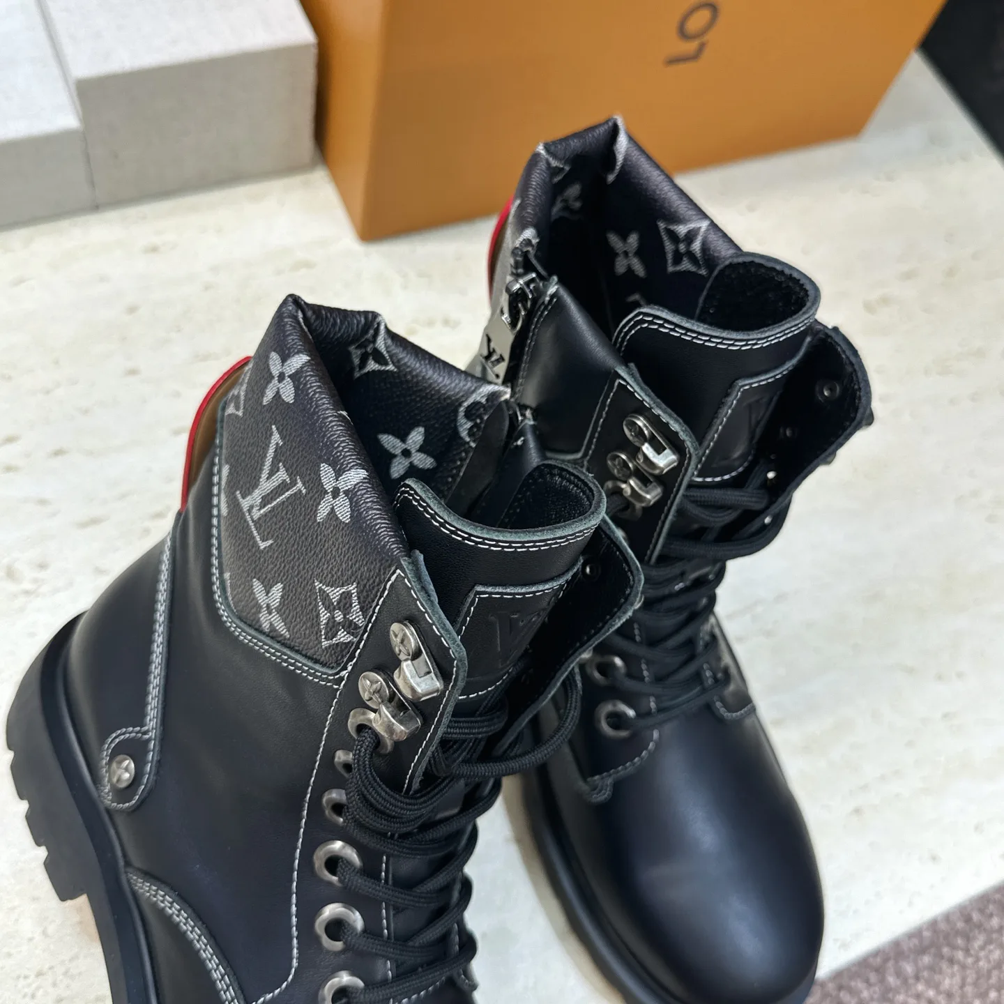 Ботинки Женские Louis Vuitton 18724519