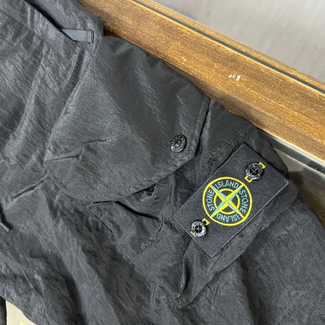 Шорты Женские Stone Island 5627813