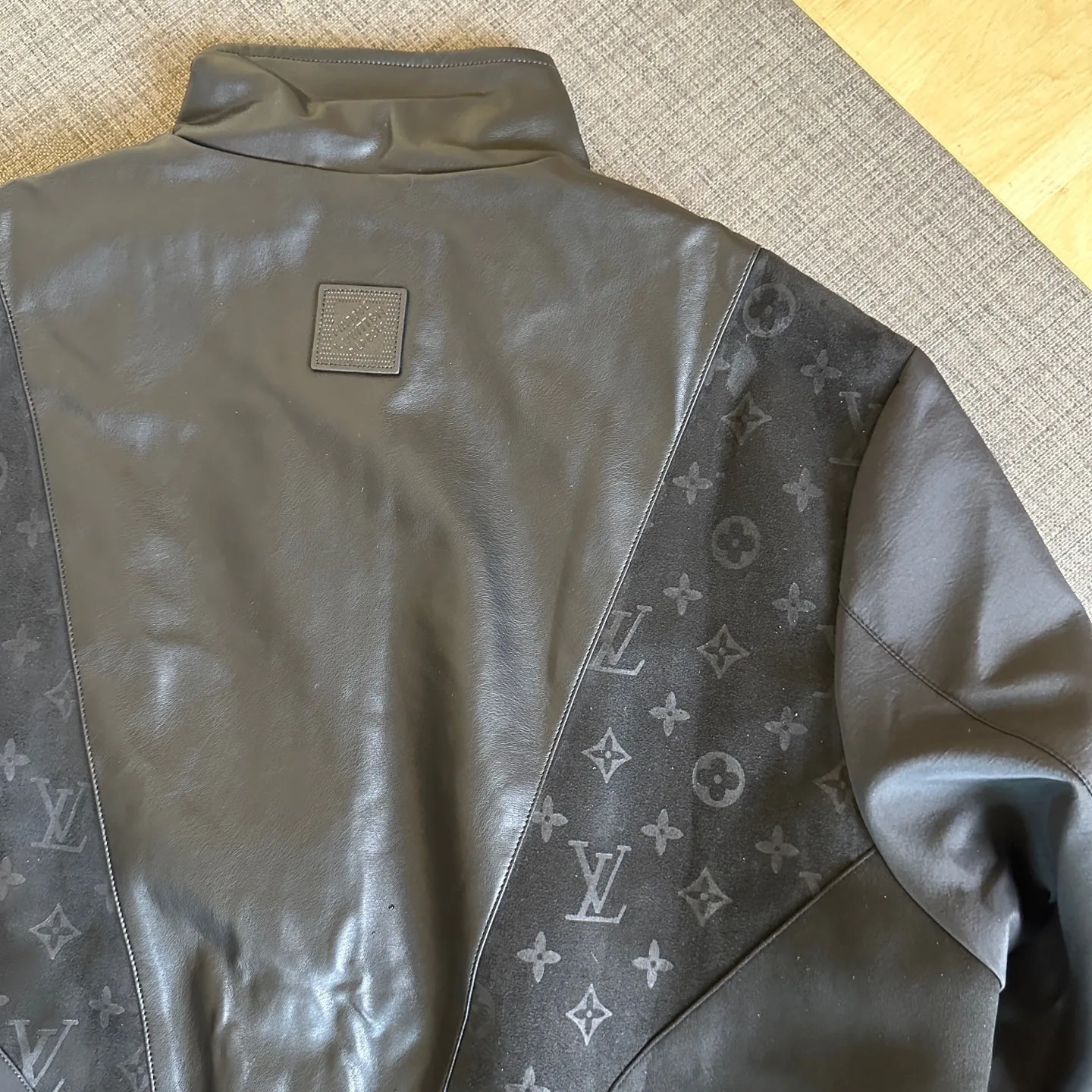 Куртки И Пуховики Мужские Louis Vuitton 13563954