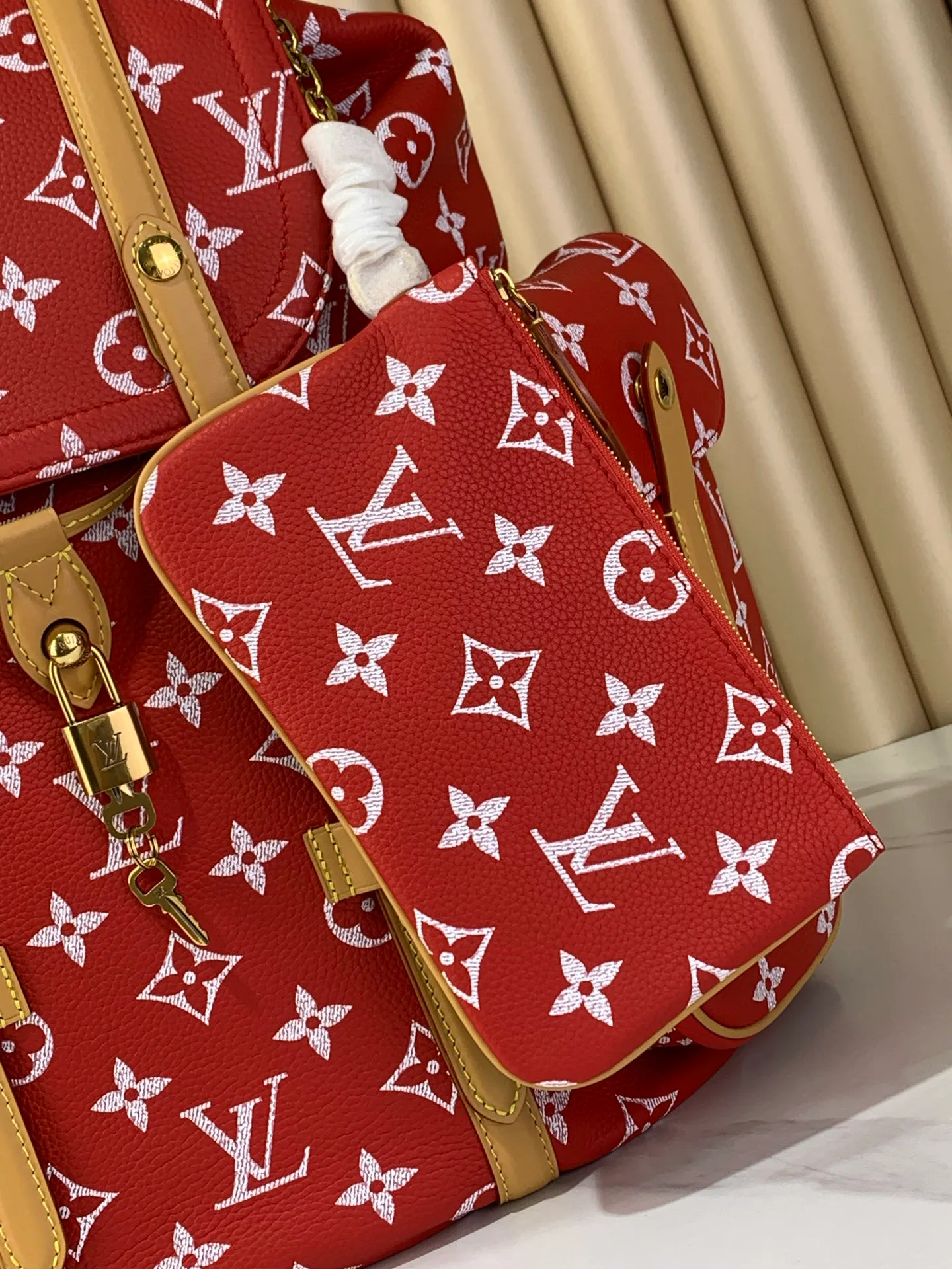 Классические Сумки Женские Louis Vuitton 12623275