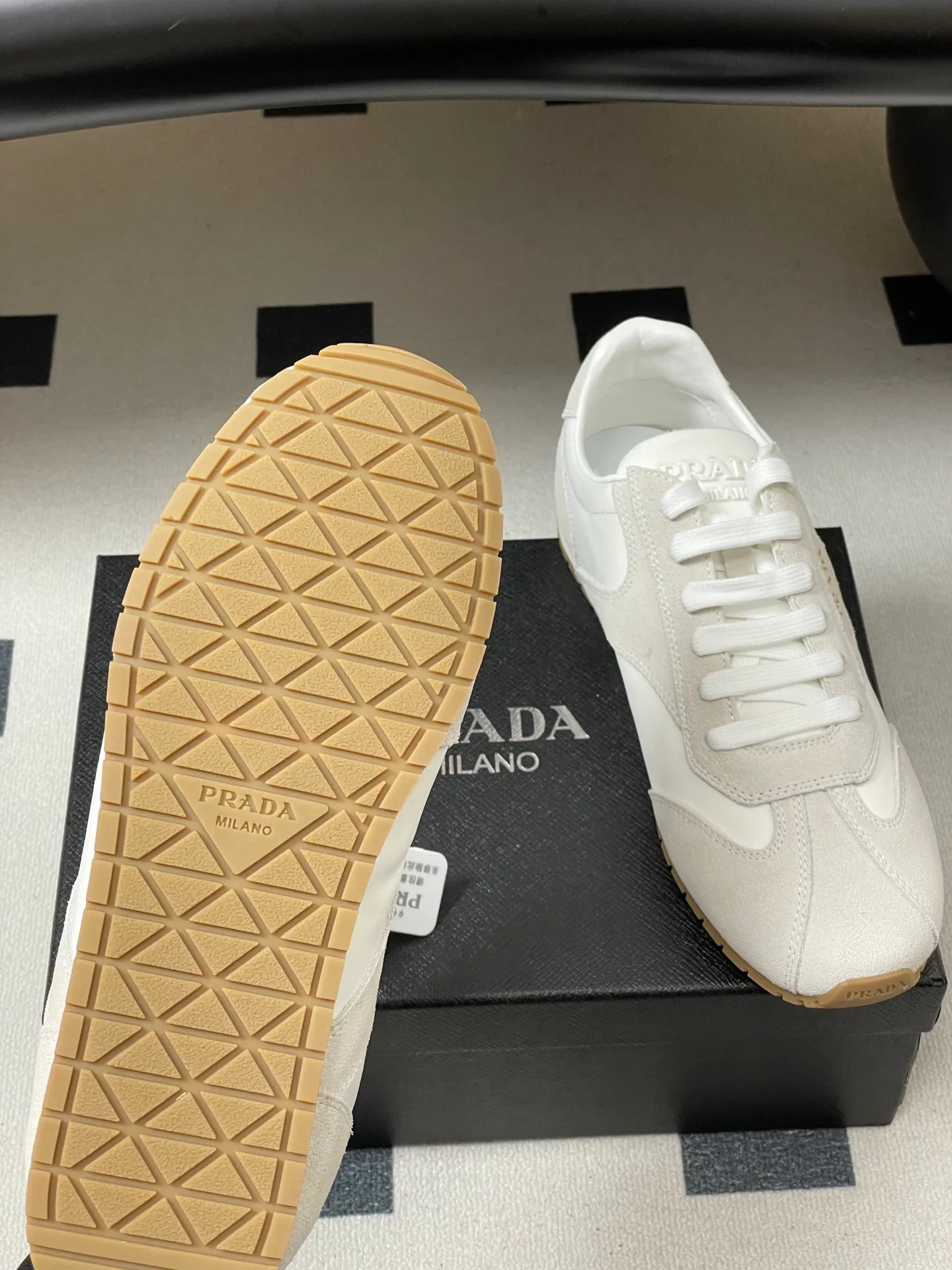 Кроссовки Женские Prada 12880098