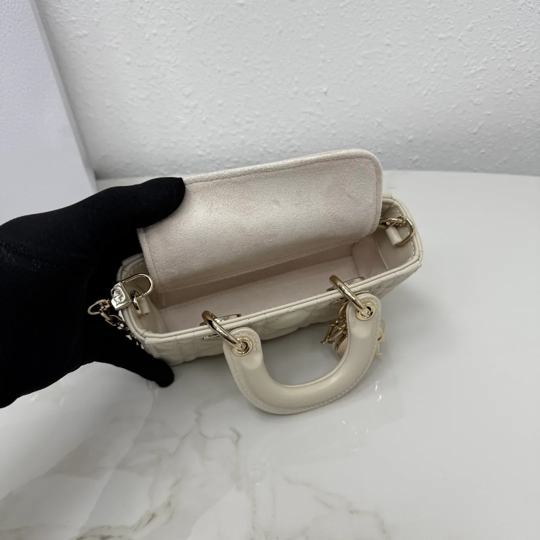 Классические Сумки Женские Christian Dior 17601435