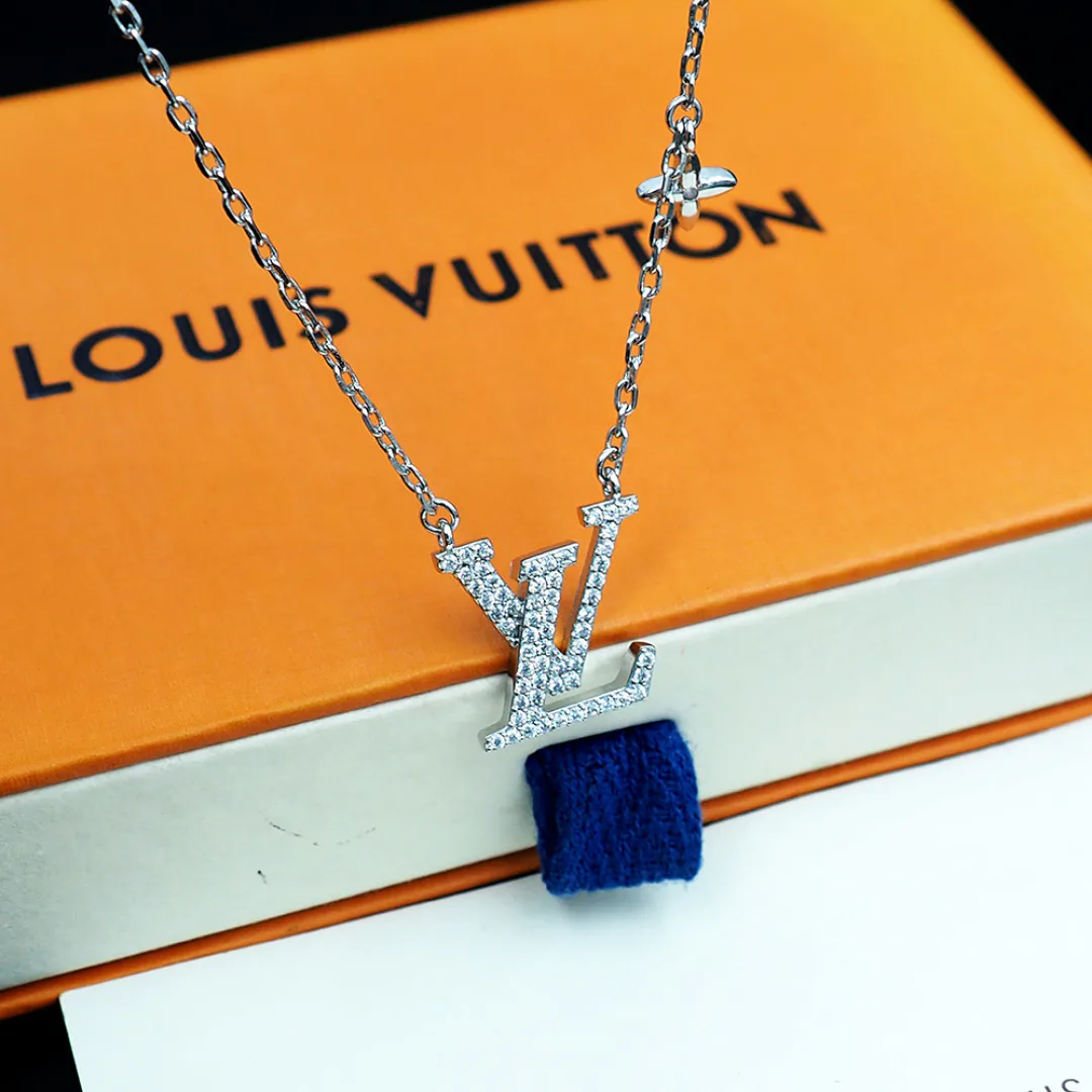 Бижутерия Louis Vuitton 11480697