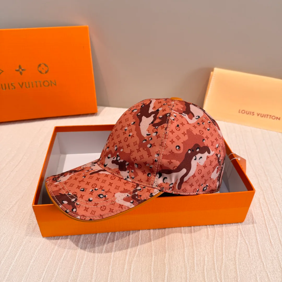 Головные Уборы Louis Vuitton 11529596