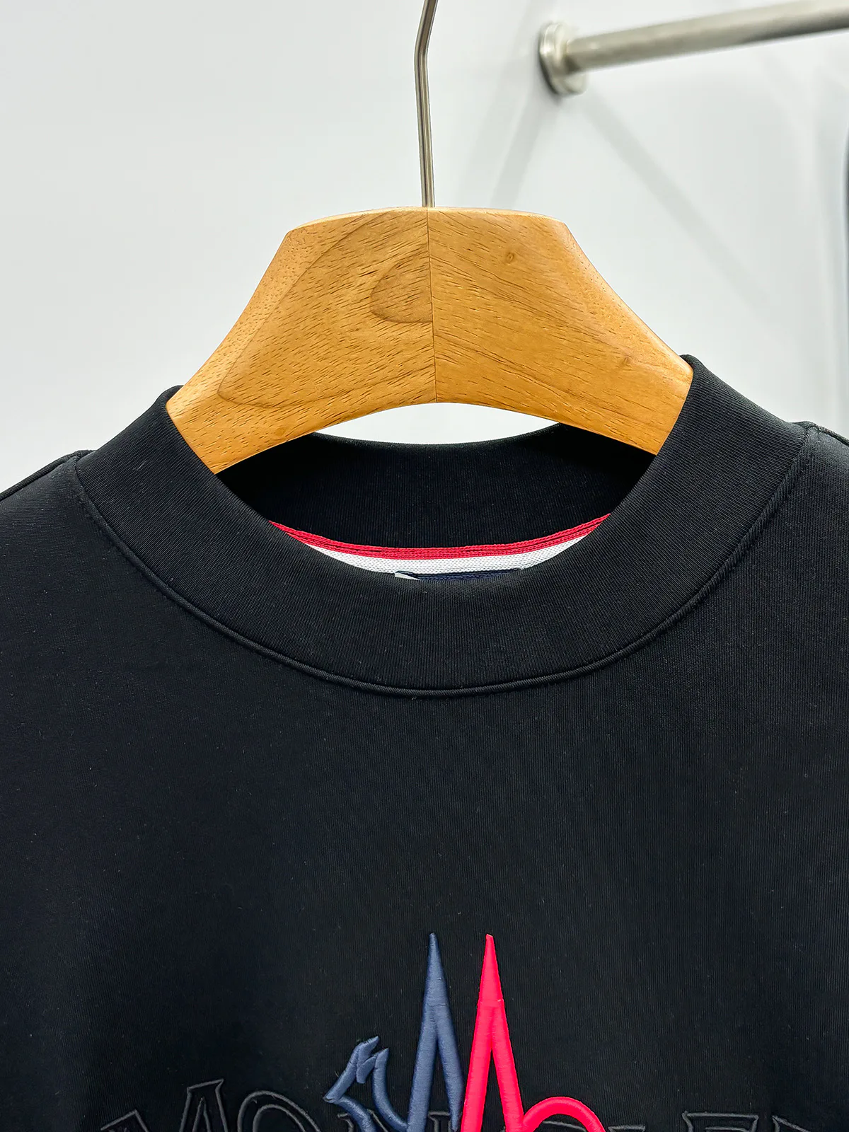 Лонгсливы Мужские Moncler 235309