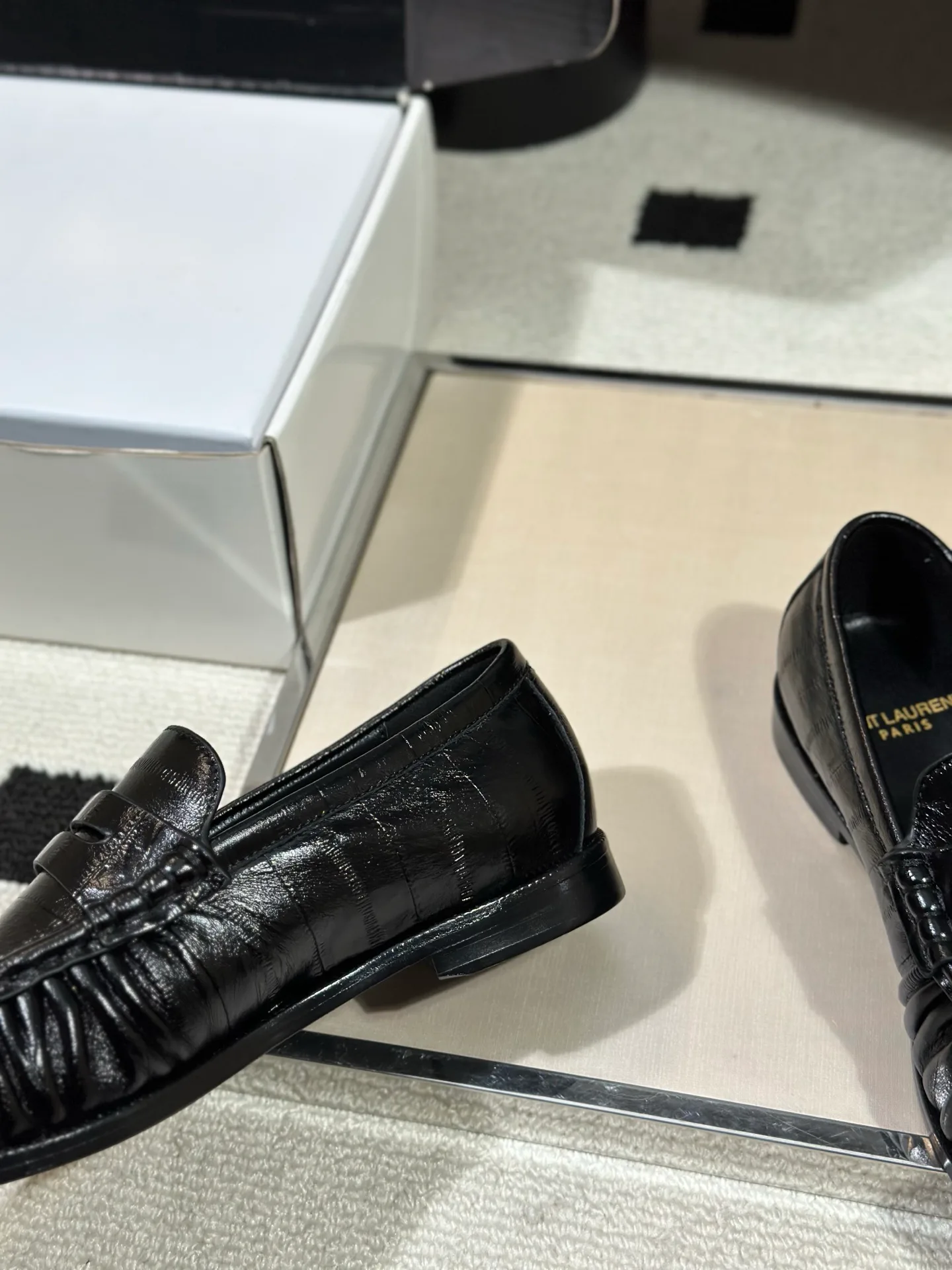 Лоферы И Мокасины Женские Saint Laurent 18041767