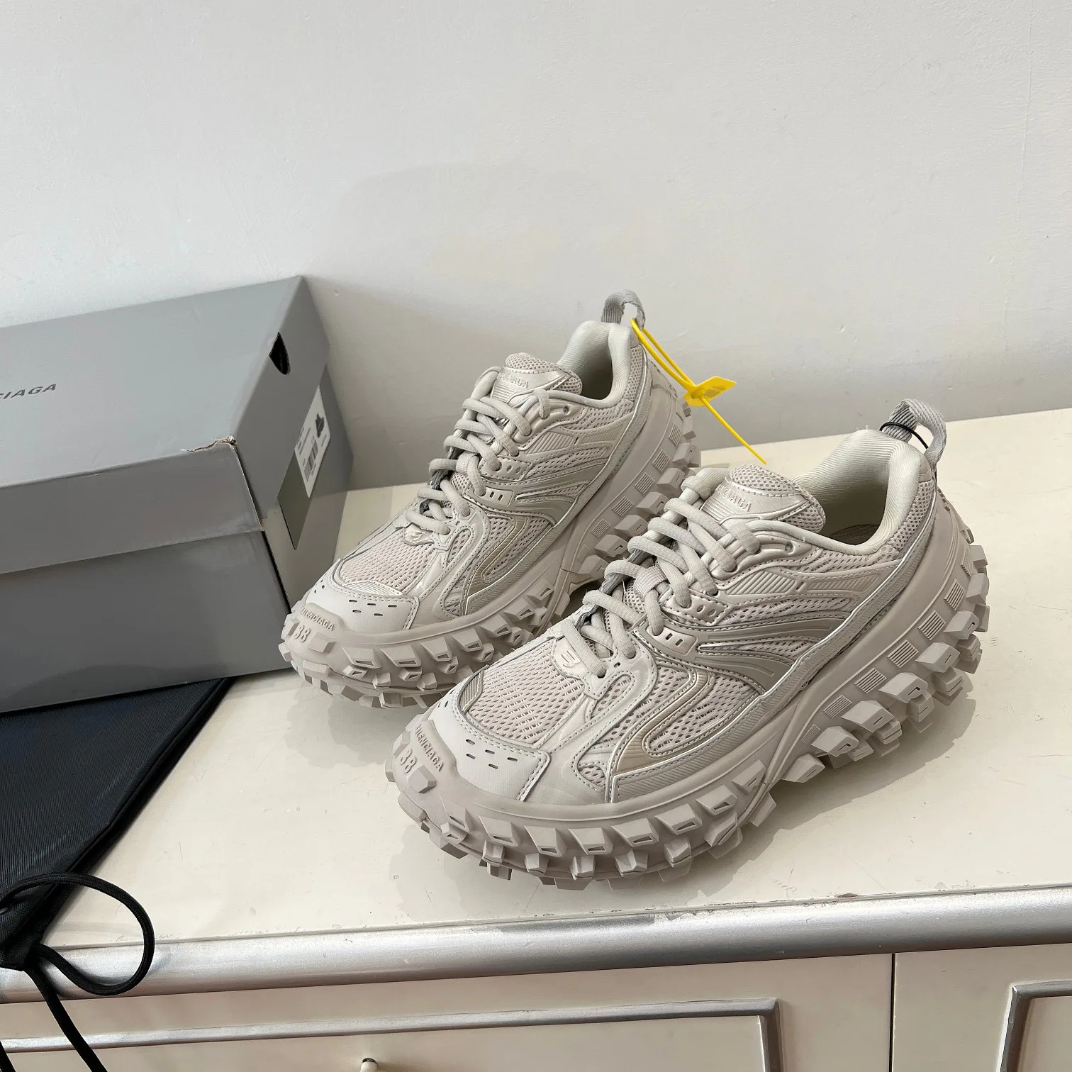 Кроссовки Женские Balenciaga 6428062