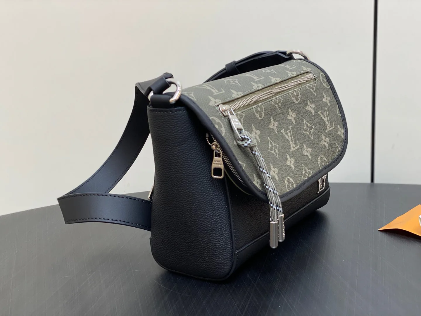 Поясные Сумки Мужские Louis Vuitton 10959