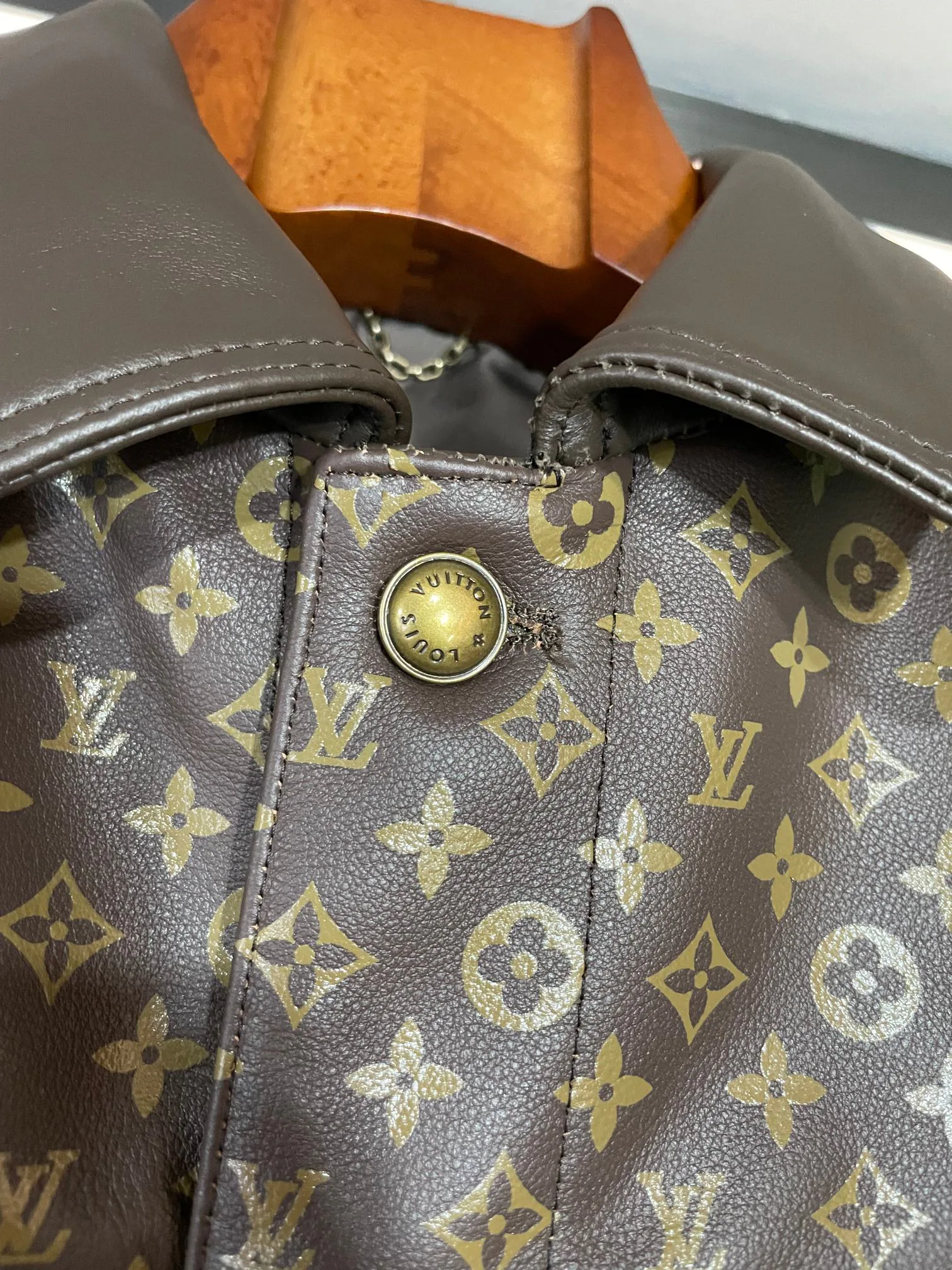 Кожаные Куртки И Дублёнки Женские Louis Vuitton 11201706