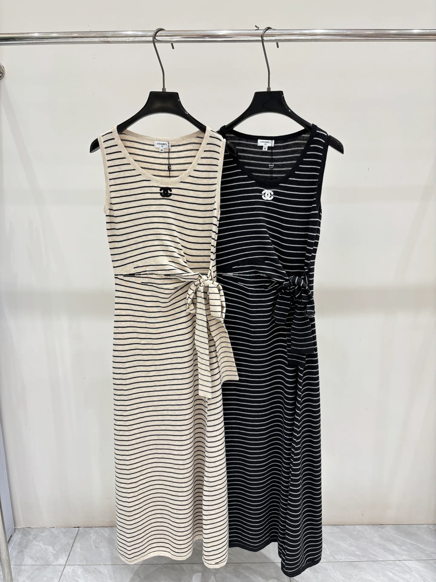 Платья Женские Chanel 18138054