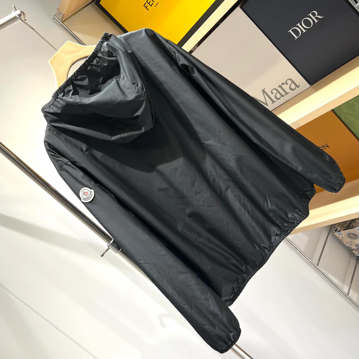 Куртки И Пуховики Женские Moncler 12778577