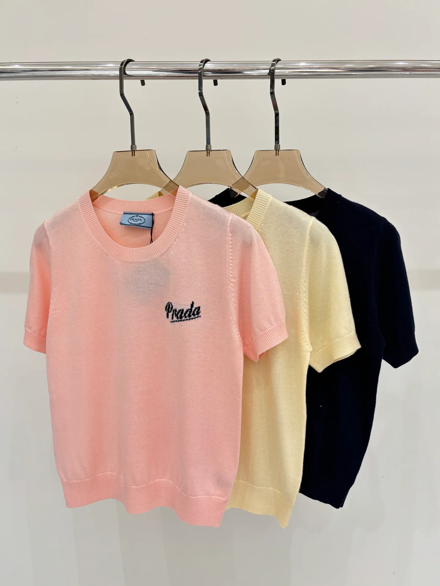 Футболки Женские Prada 10827365